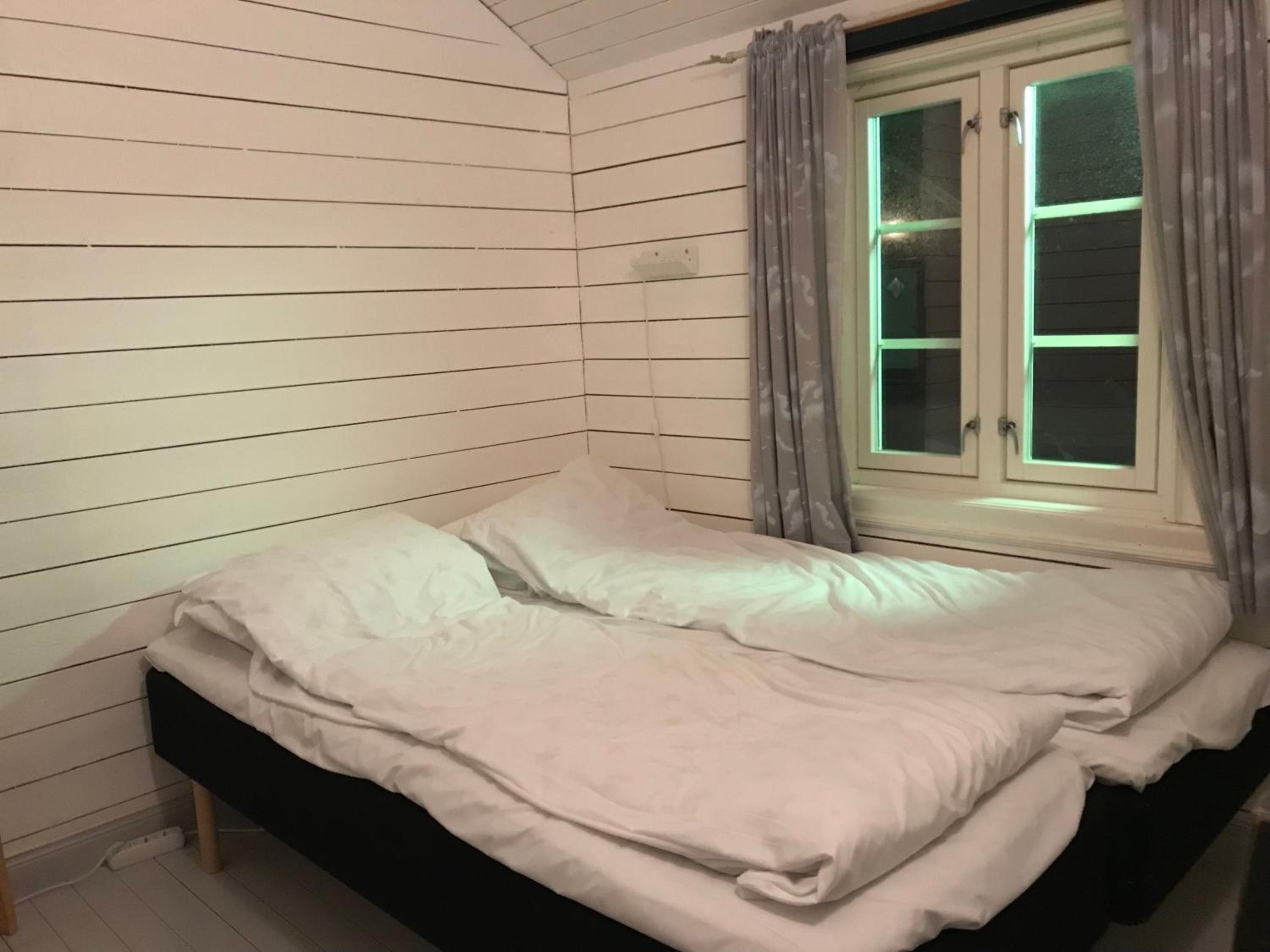 Two-Bedroom Cottage photo 3