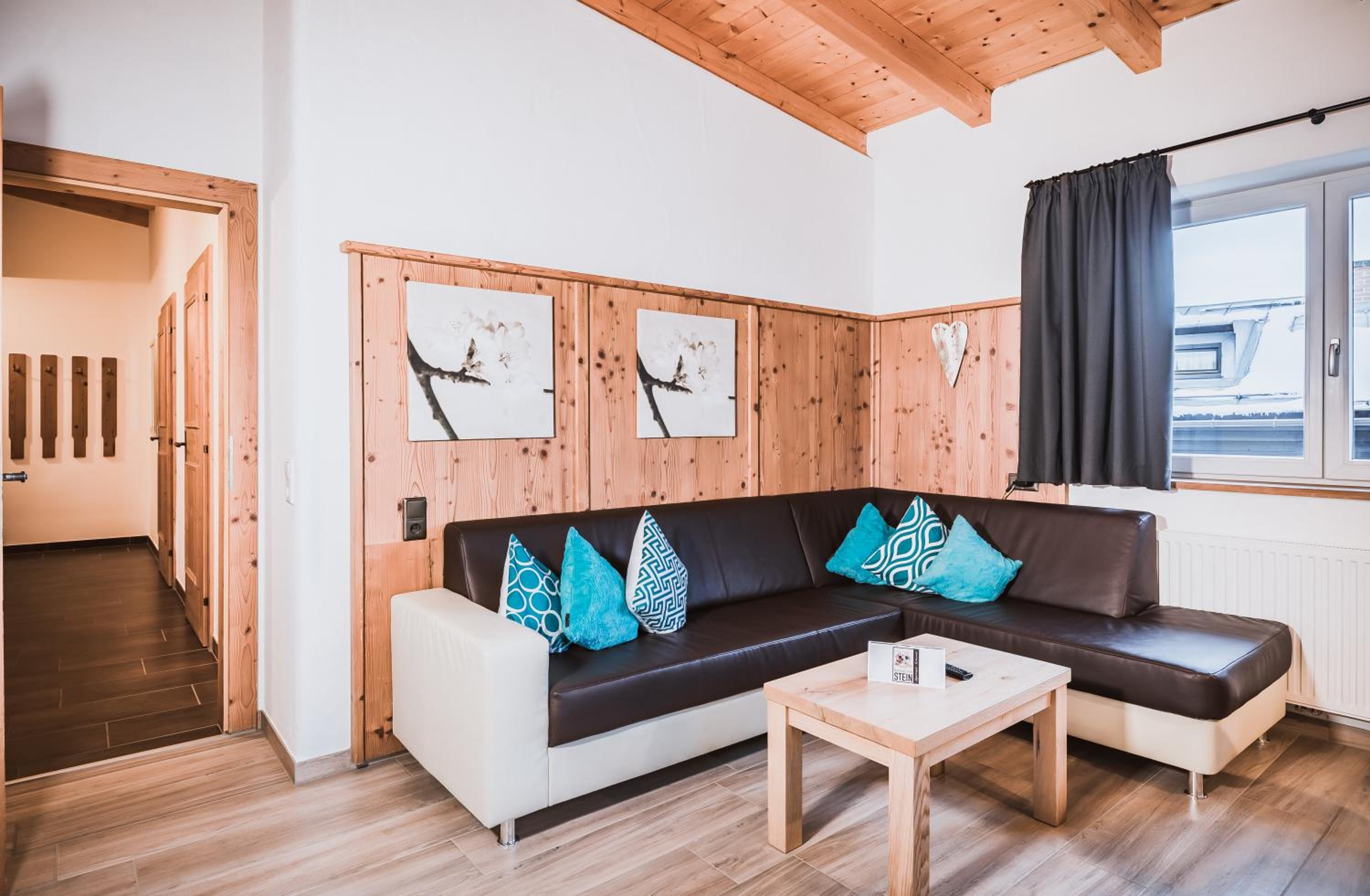 Four-Bedroom Apartment with Sauna photo 3