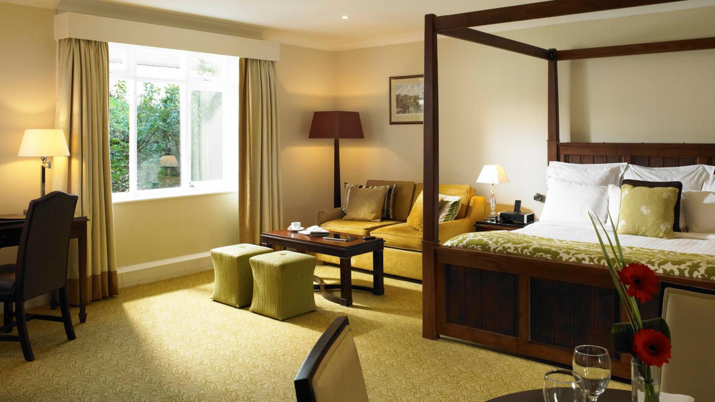 One-Bedroom Suite - Photo 3