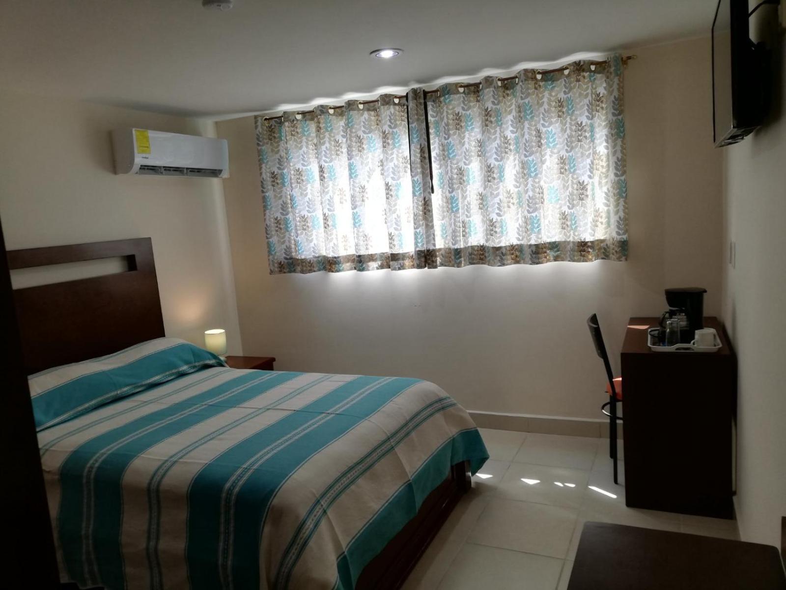 Double Room with Private Bathroom photo 1