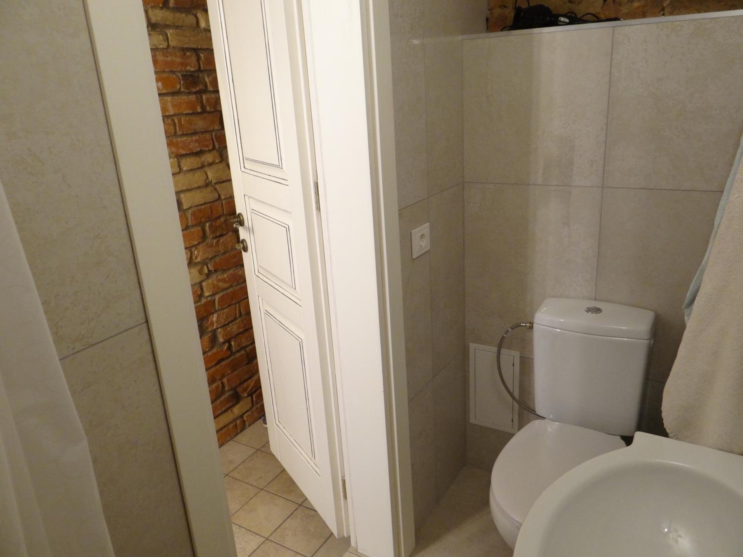 Two-Bedroom Apartment - Photo 3