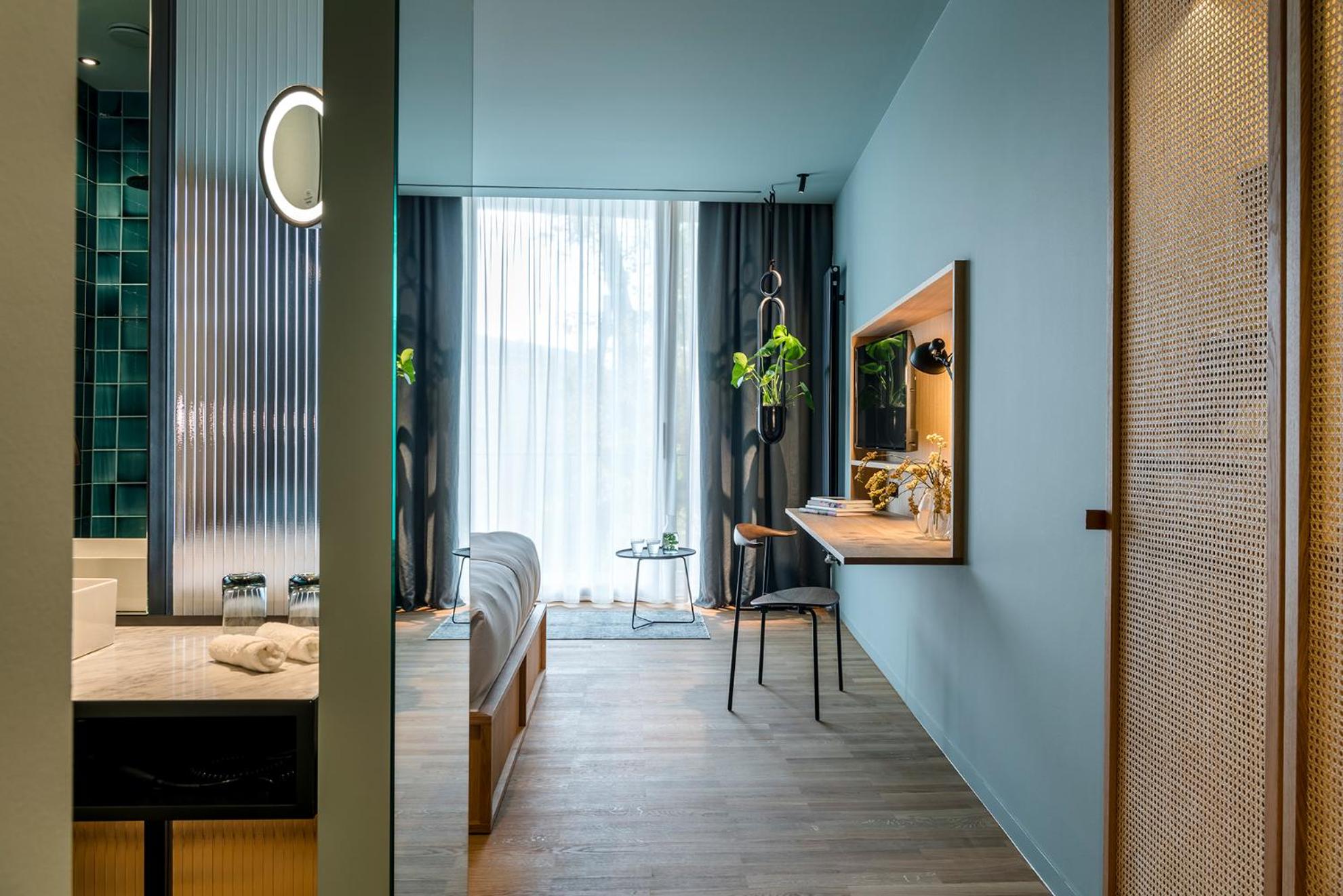 Doppelzimmer mit Balkon im Nebengebäude  - Photo 4