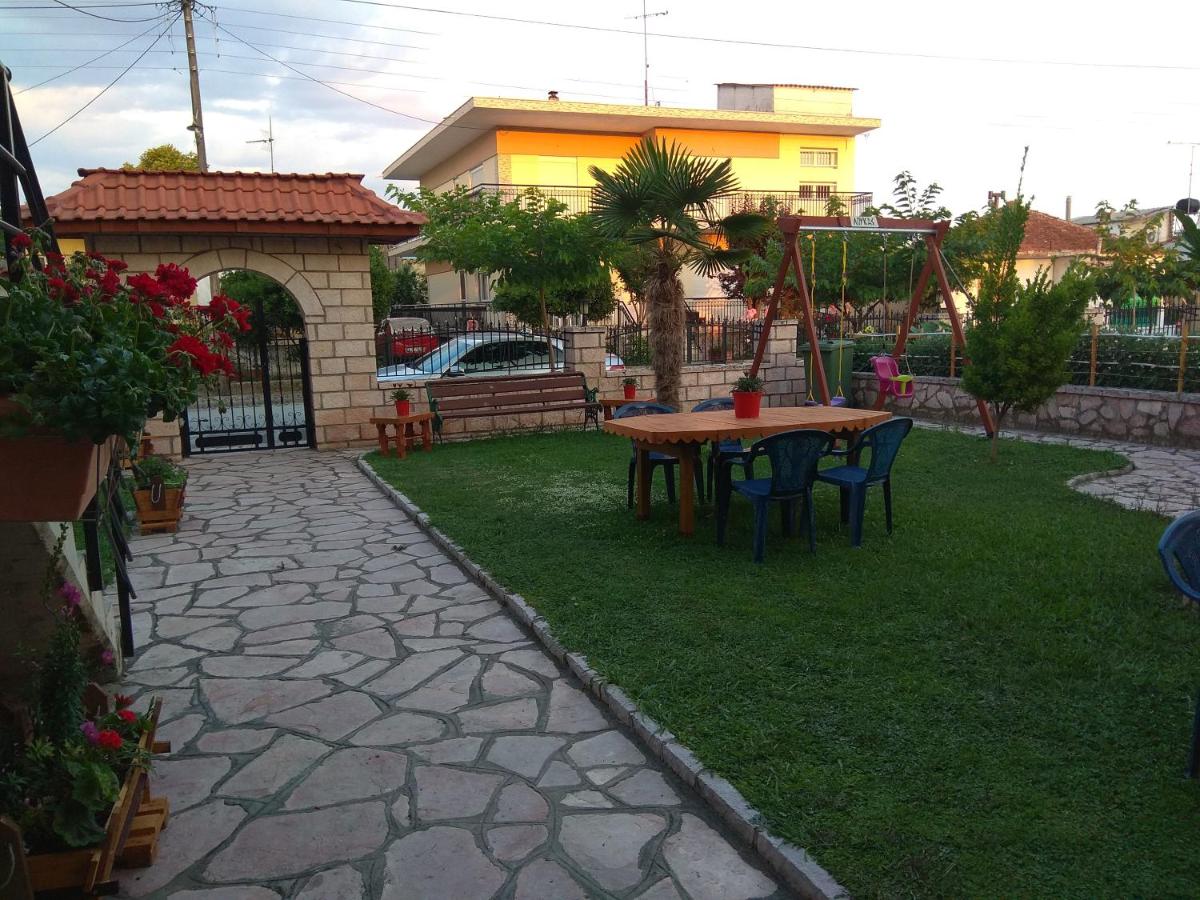Apartment with Garden View - Photo 13