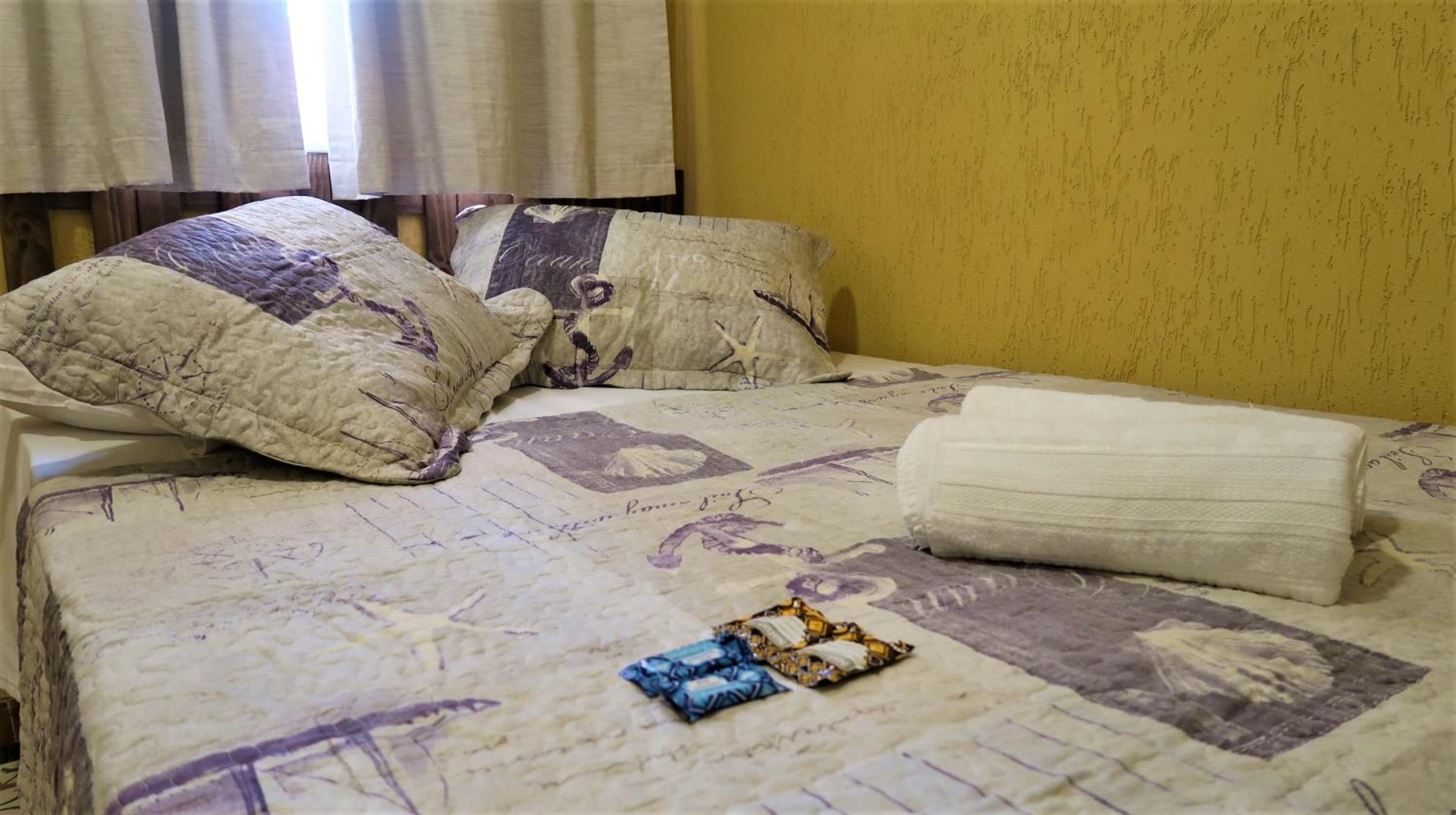 Double Room - Photo 4
