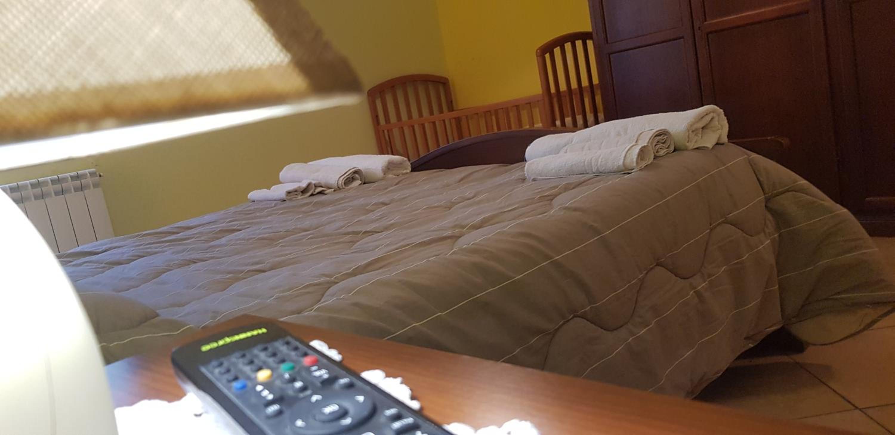 Double Room - Photo 9