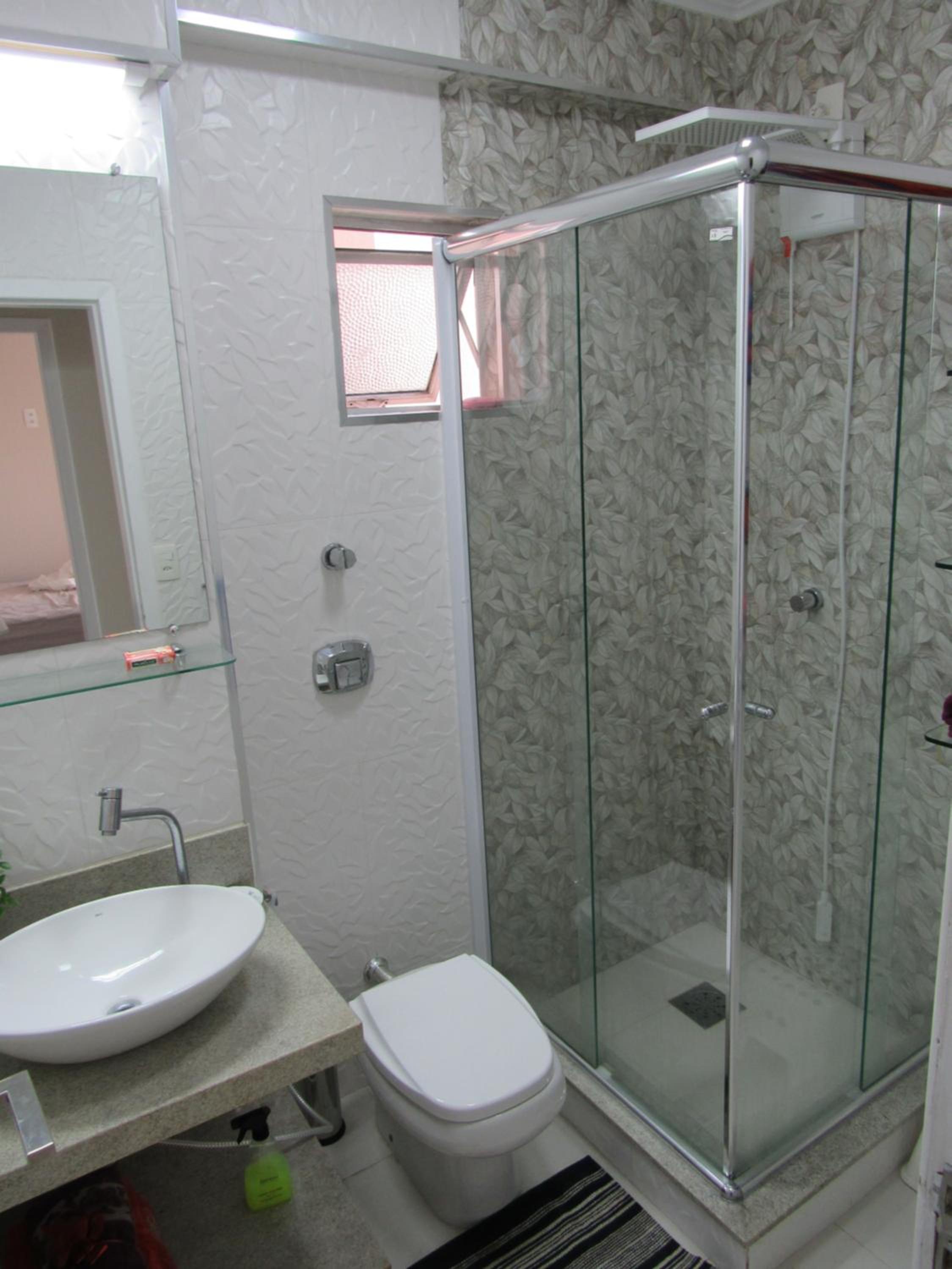 Two-Bedroom Apartment - Photo 15