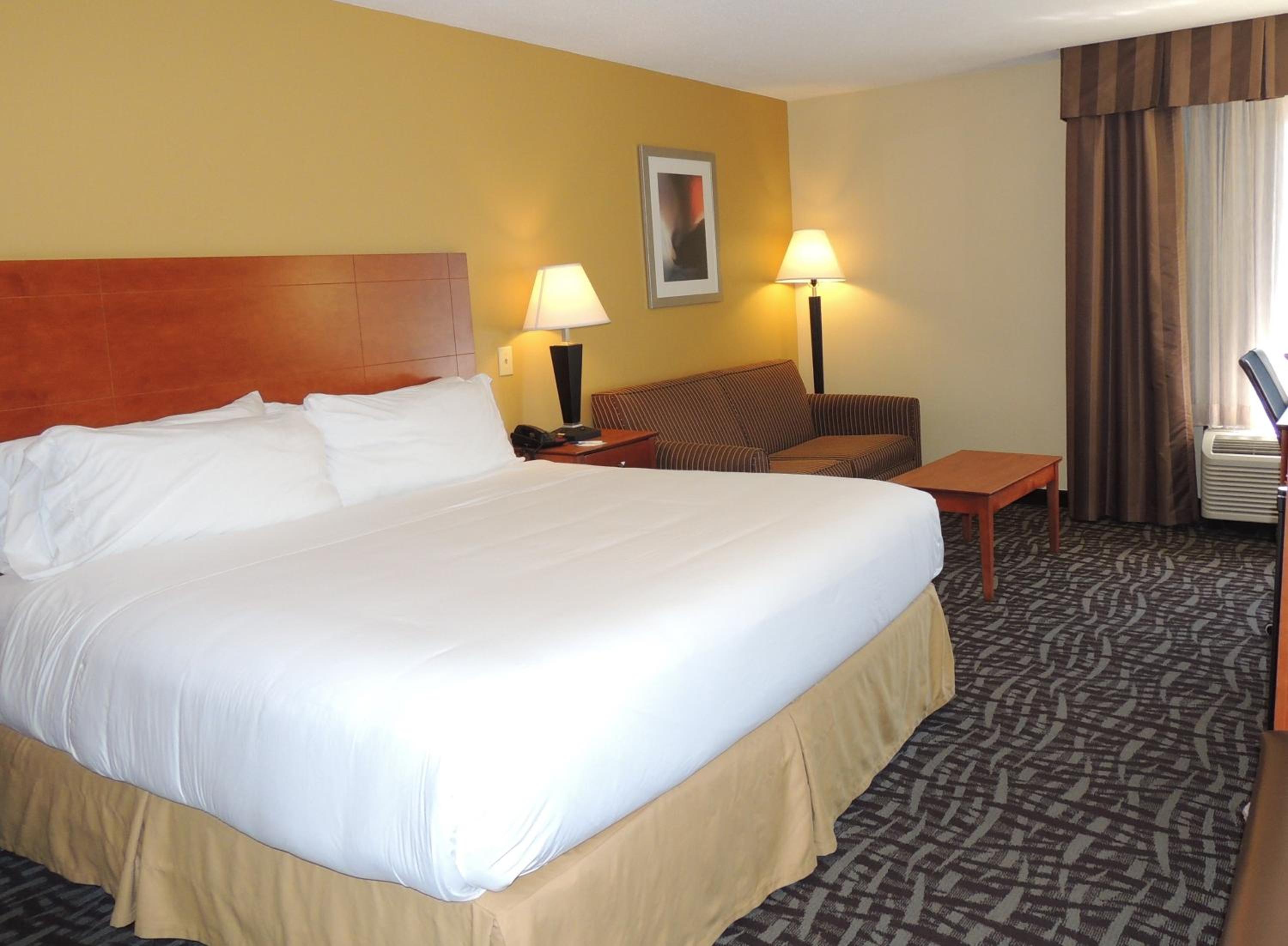 Standard King Room - Photo 1
