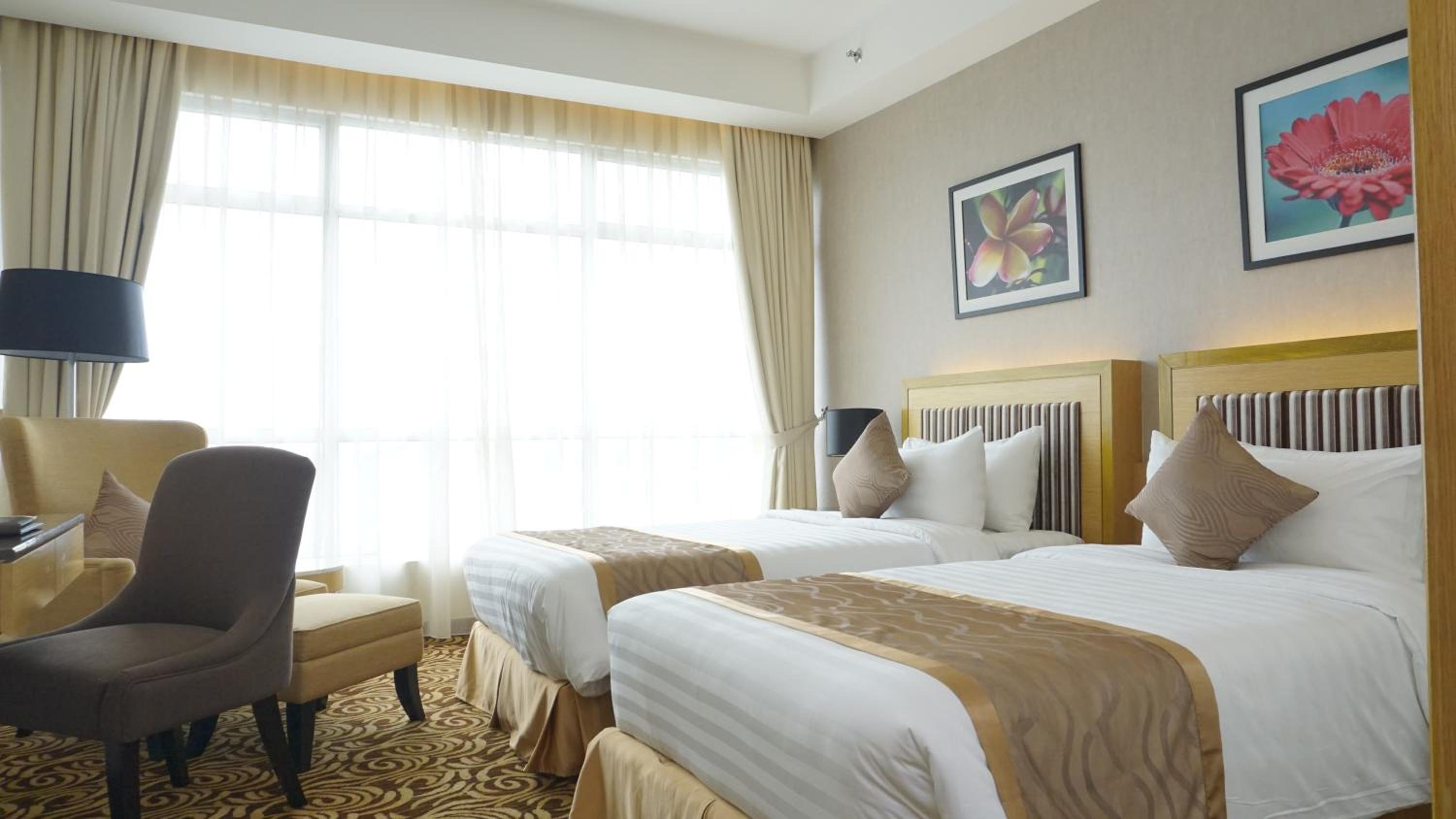 Superior Twin Room