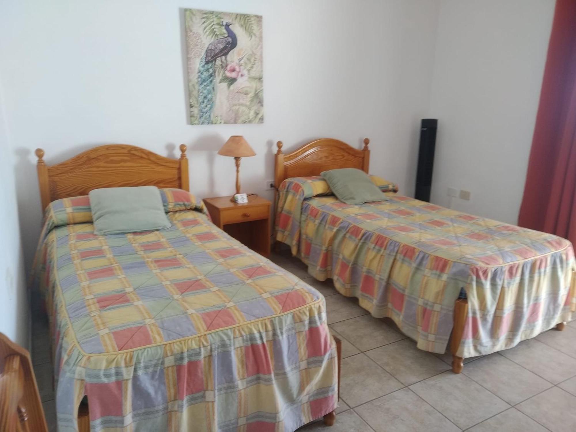 Apartamento de una habitación con vista al mar (2 adultos)