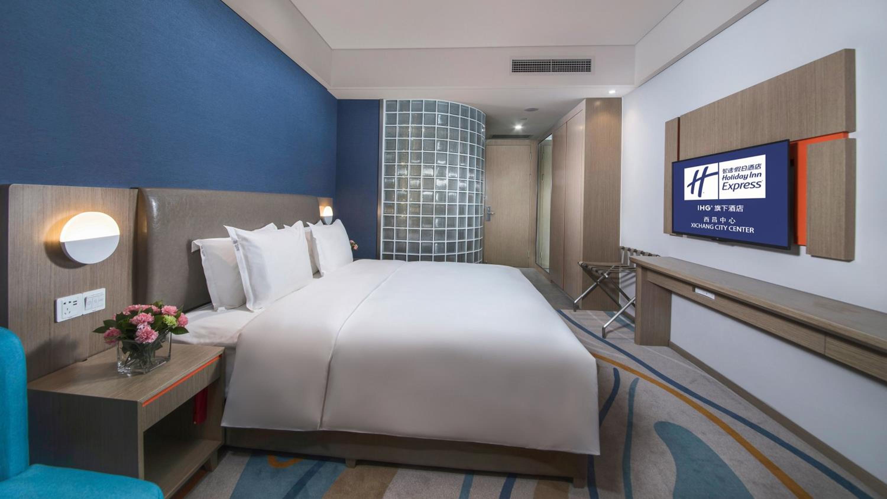 Standard King Room - Photo 4