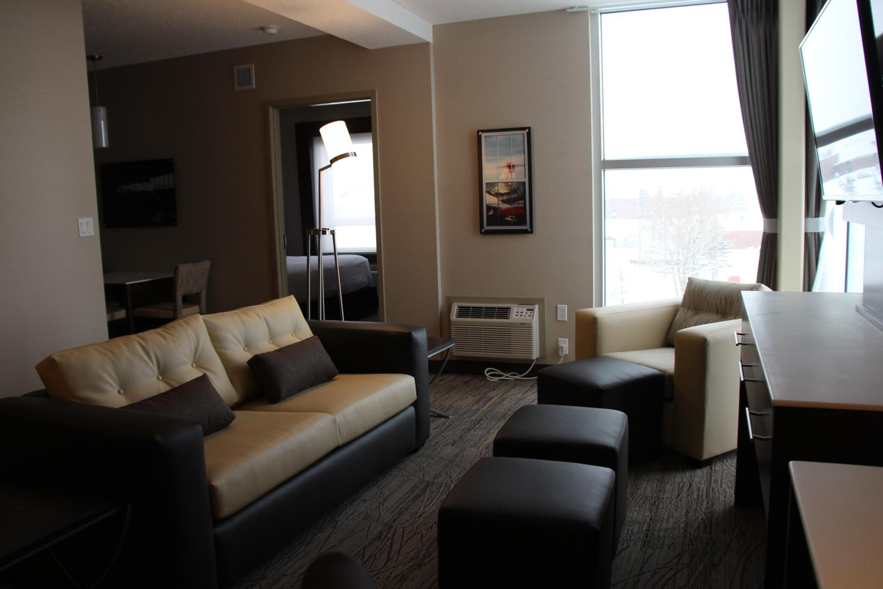 Queen Suite photo 2