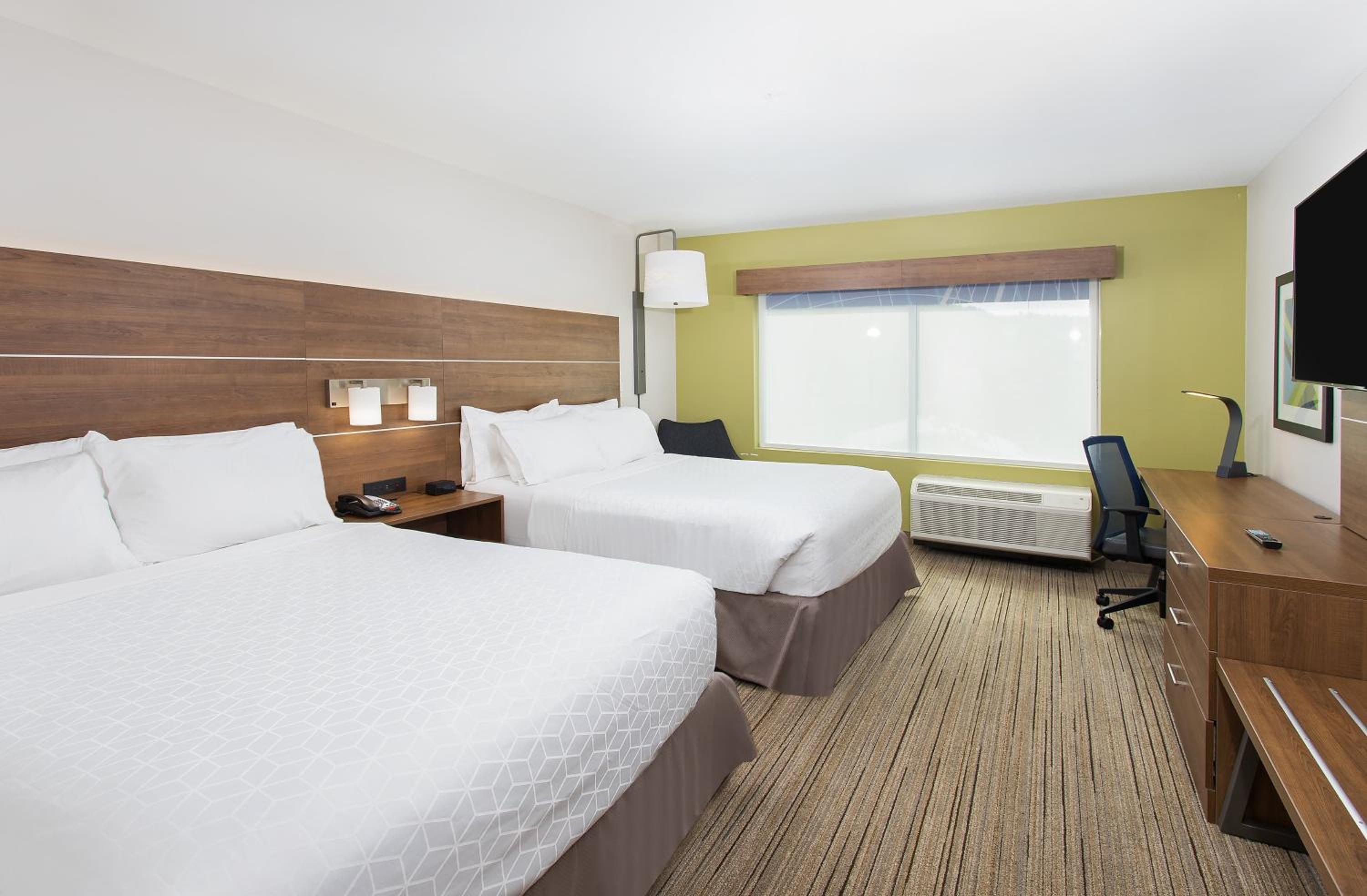 Standard Room with Two Queen Beds