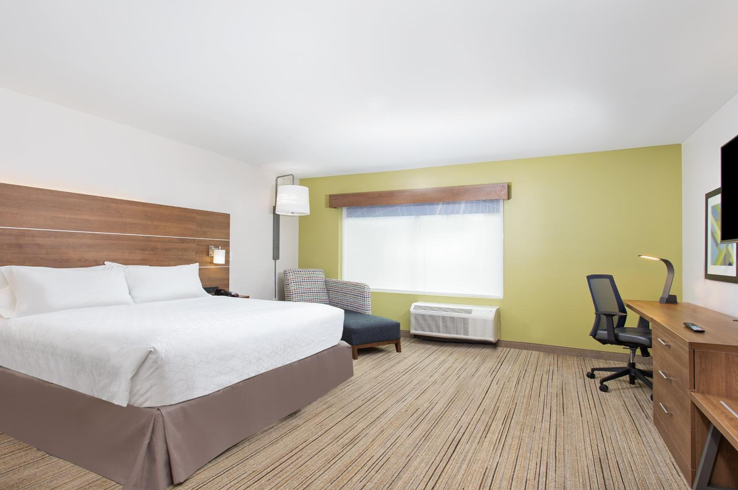 Standard King Room with Sofa Bed