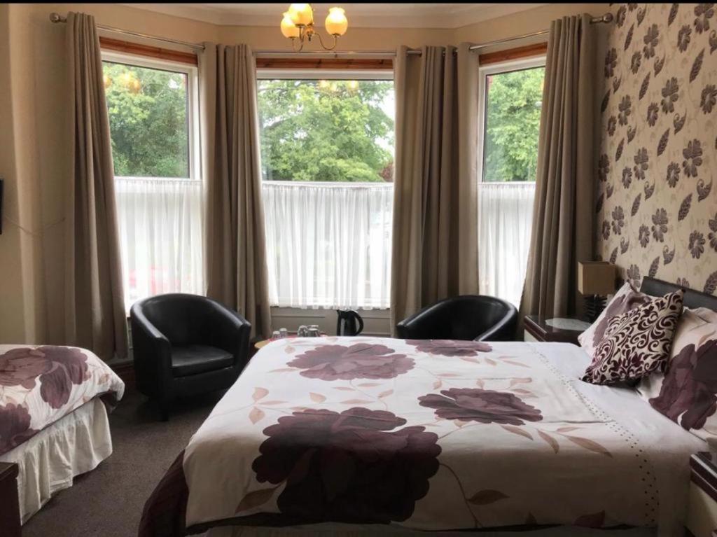 Double or Twin Room photo 1
