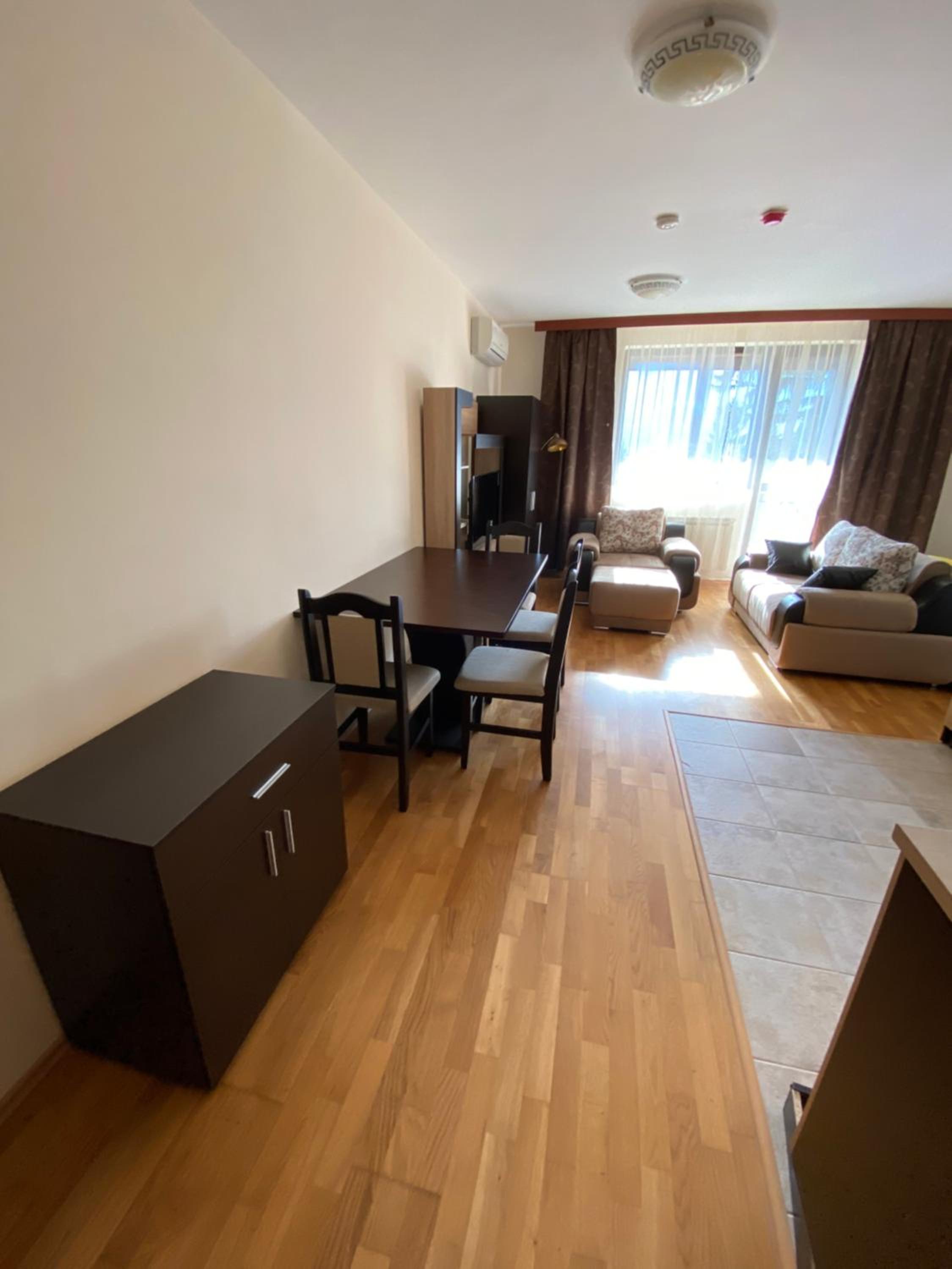 Studio Apartment with Lake View - Photo 12