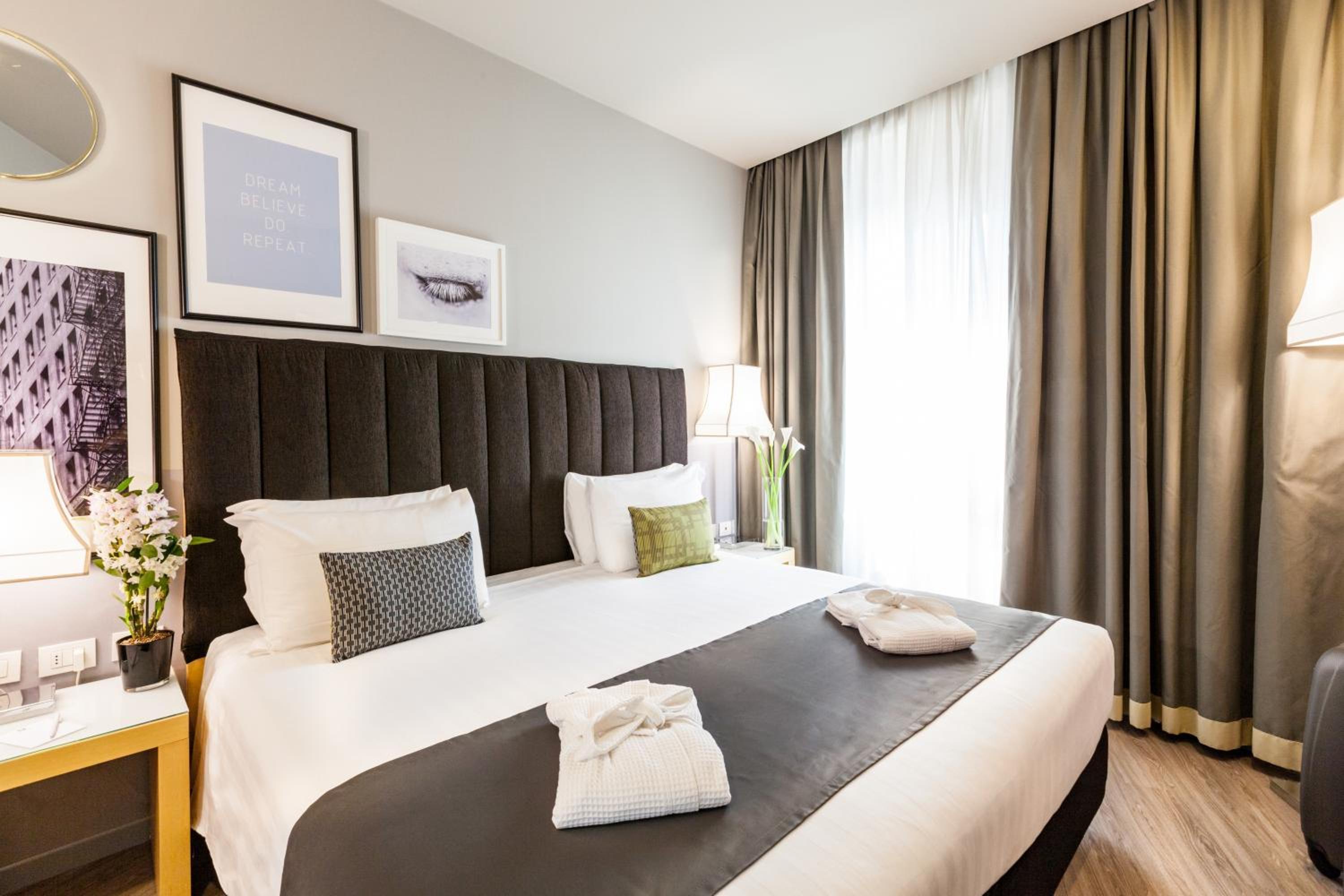 Premium Room