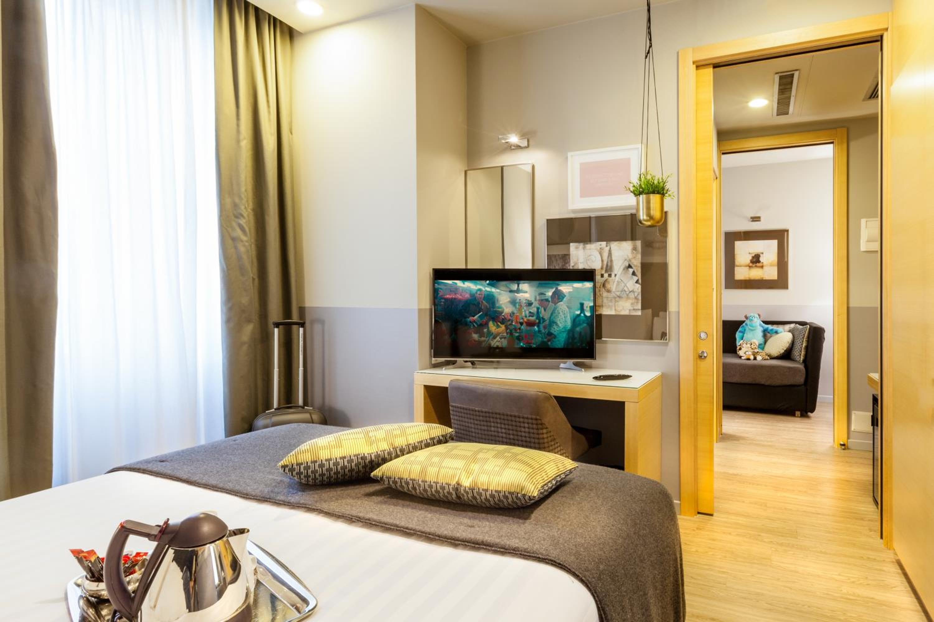 Premium Queen Room with Bunk Bed