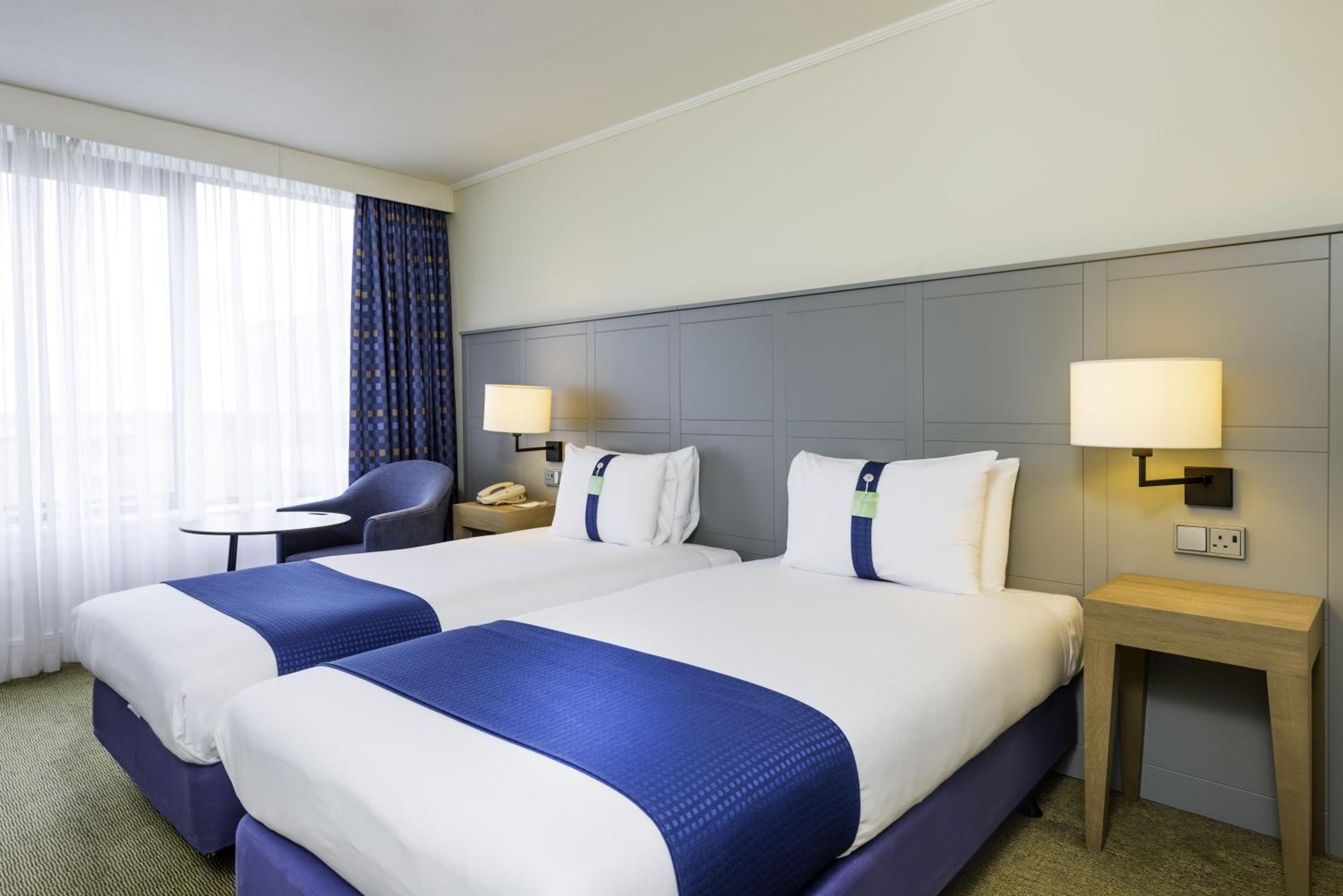 Standard Room with Two Single Beds - Photo 5