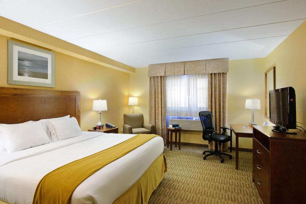 Standard King Room - Photo 1