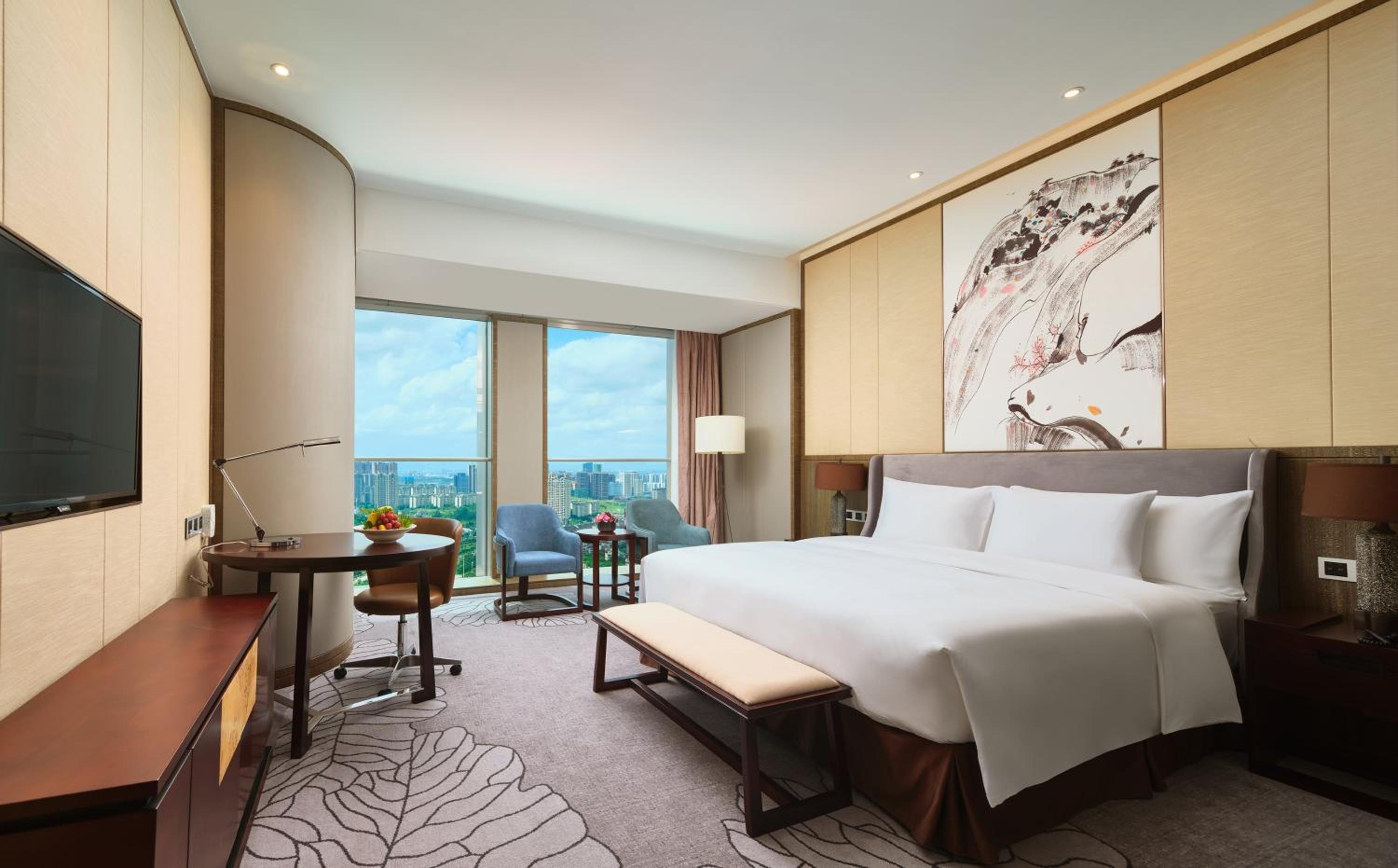Premium King Room - Photo 5