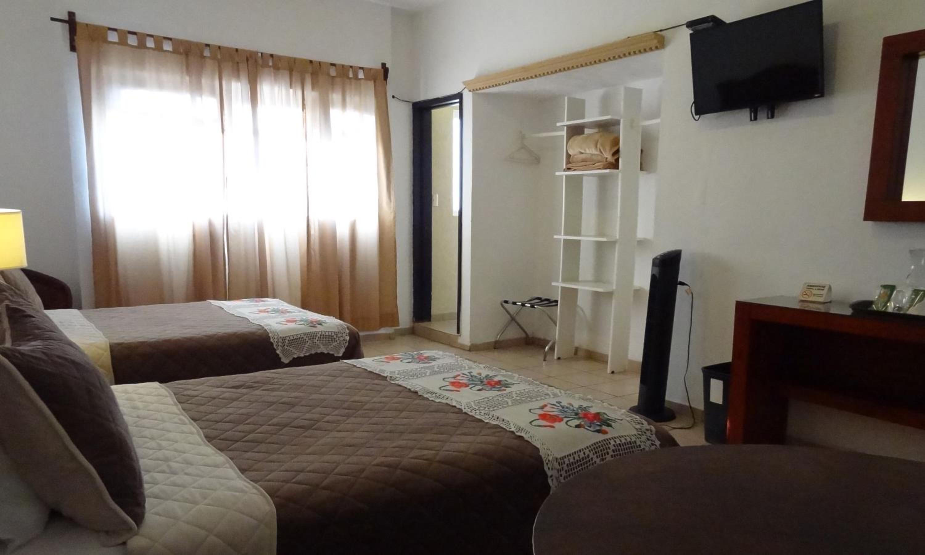 Double Room with Two Double Beds photo 1