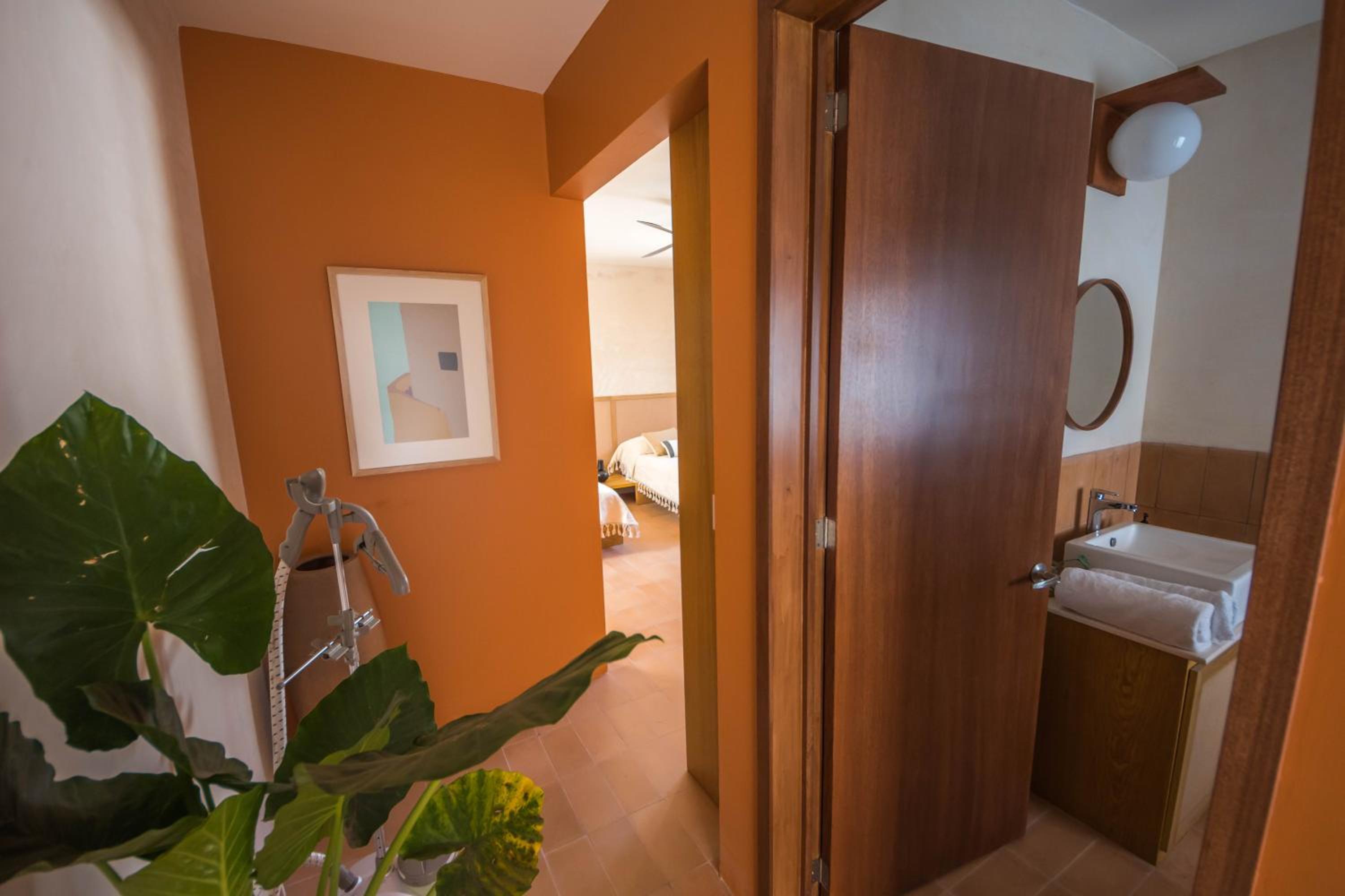 Classic Quadruple Room - Photo 17
