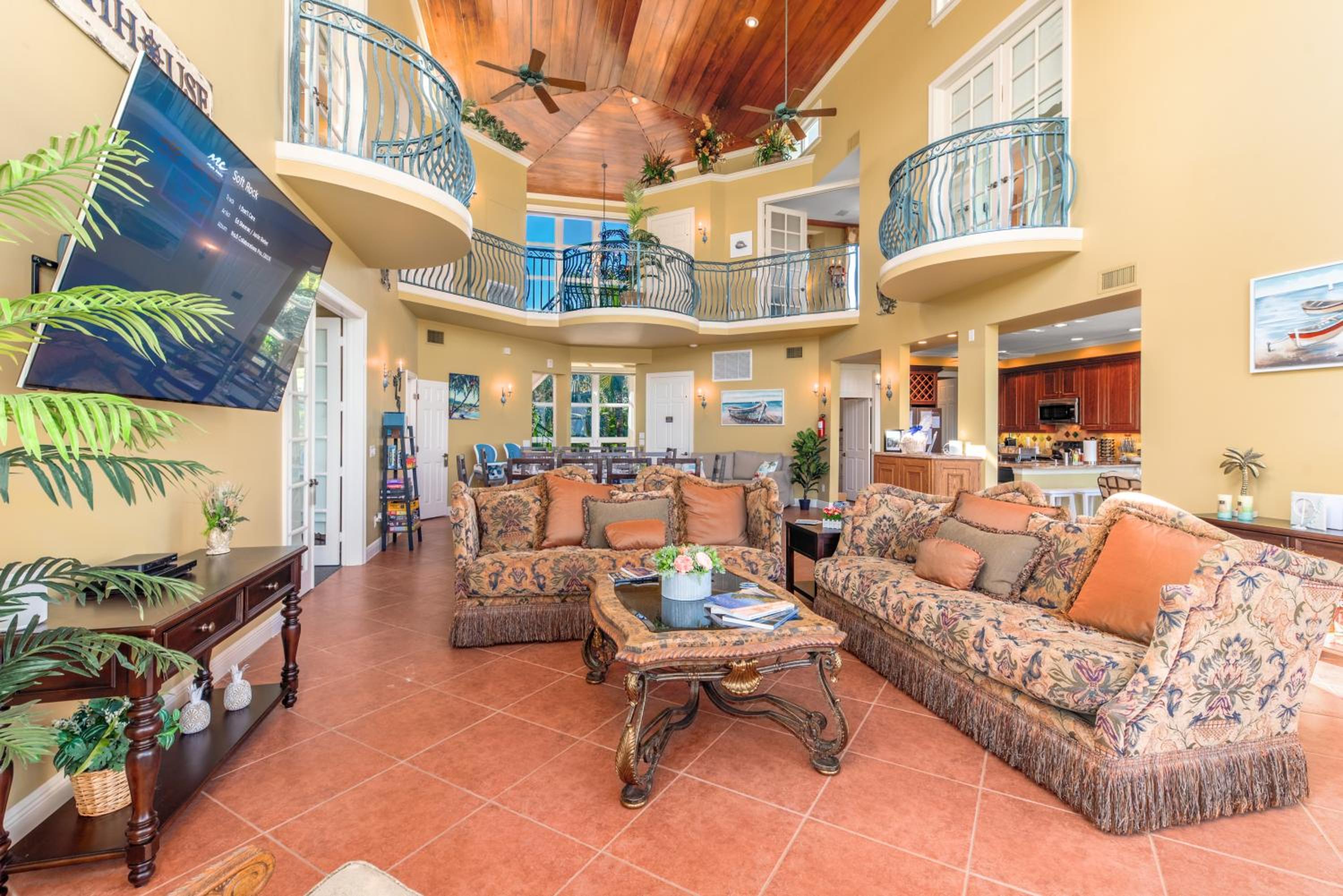 Villa photo 2