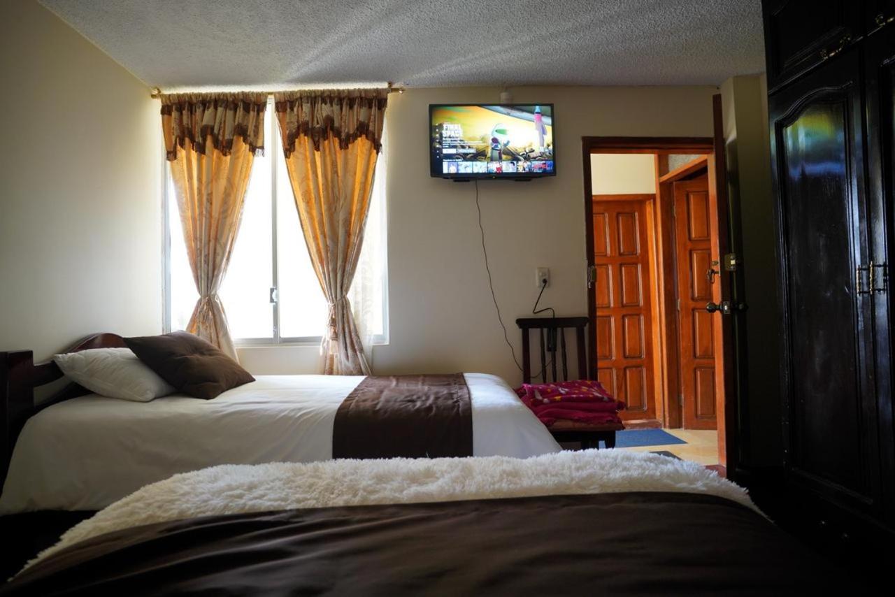 Deluxe Double or Twin Room with Private Bathroom photo 3