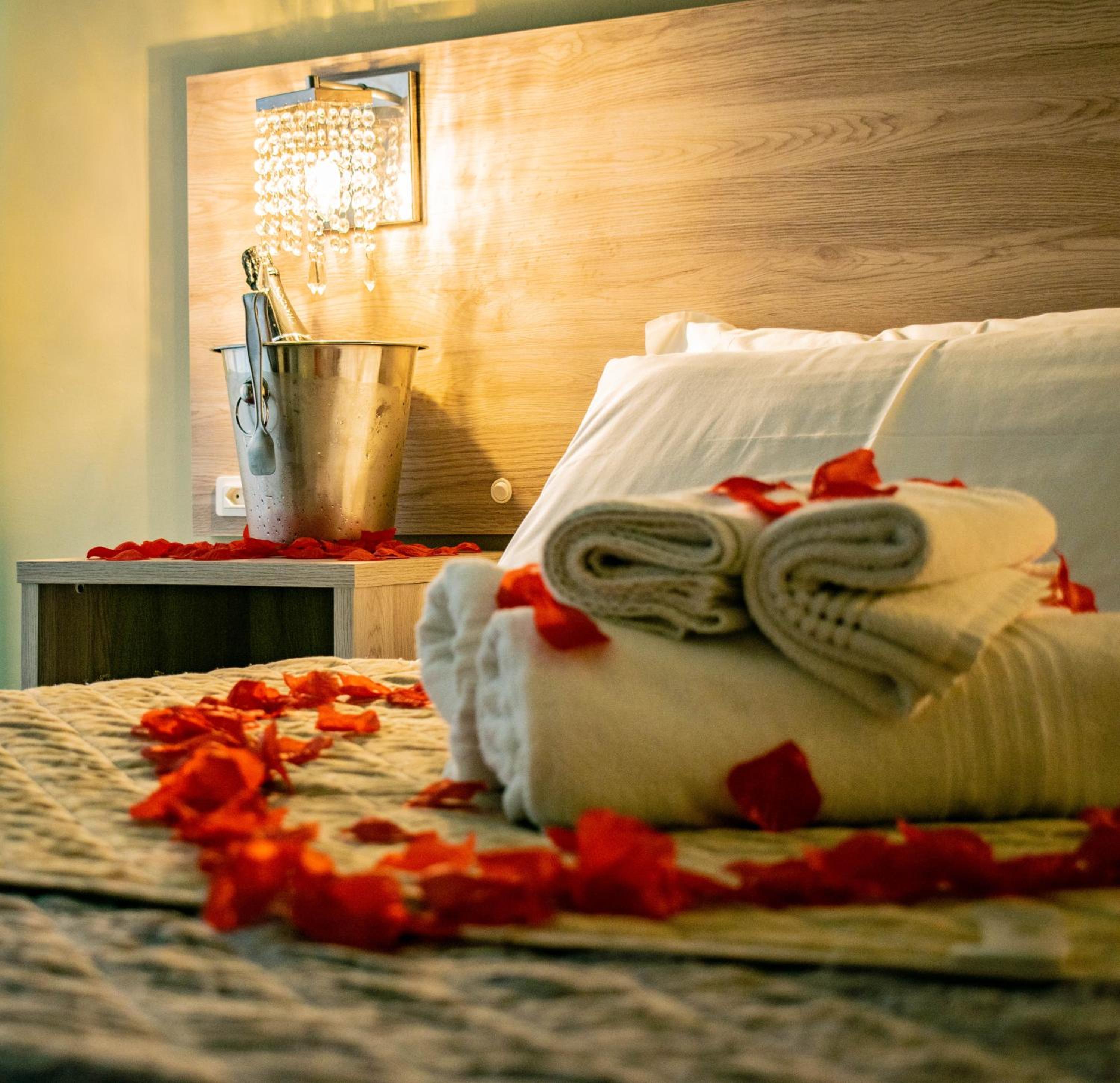 Luxury Double Suite photo 2