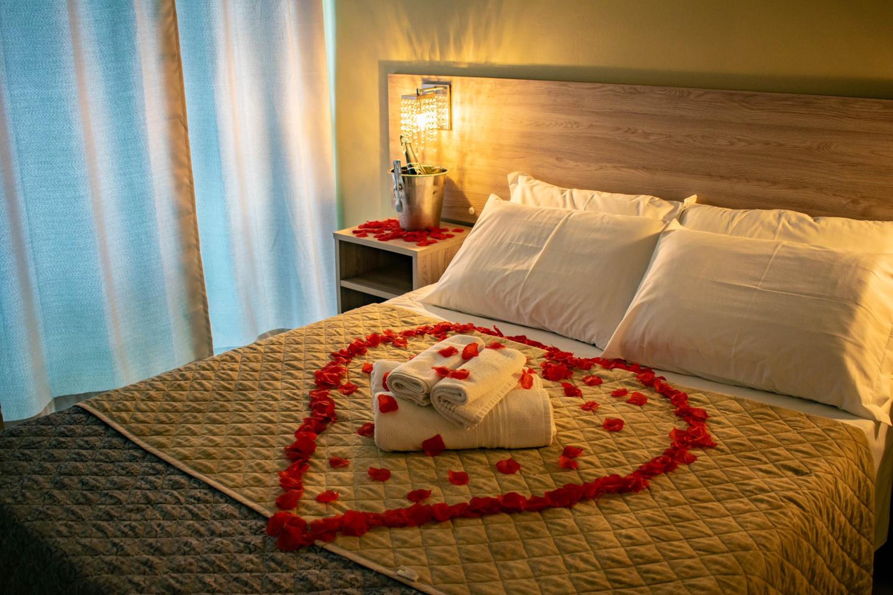 Luxury Double Suite photo 3