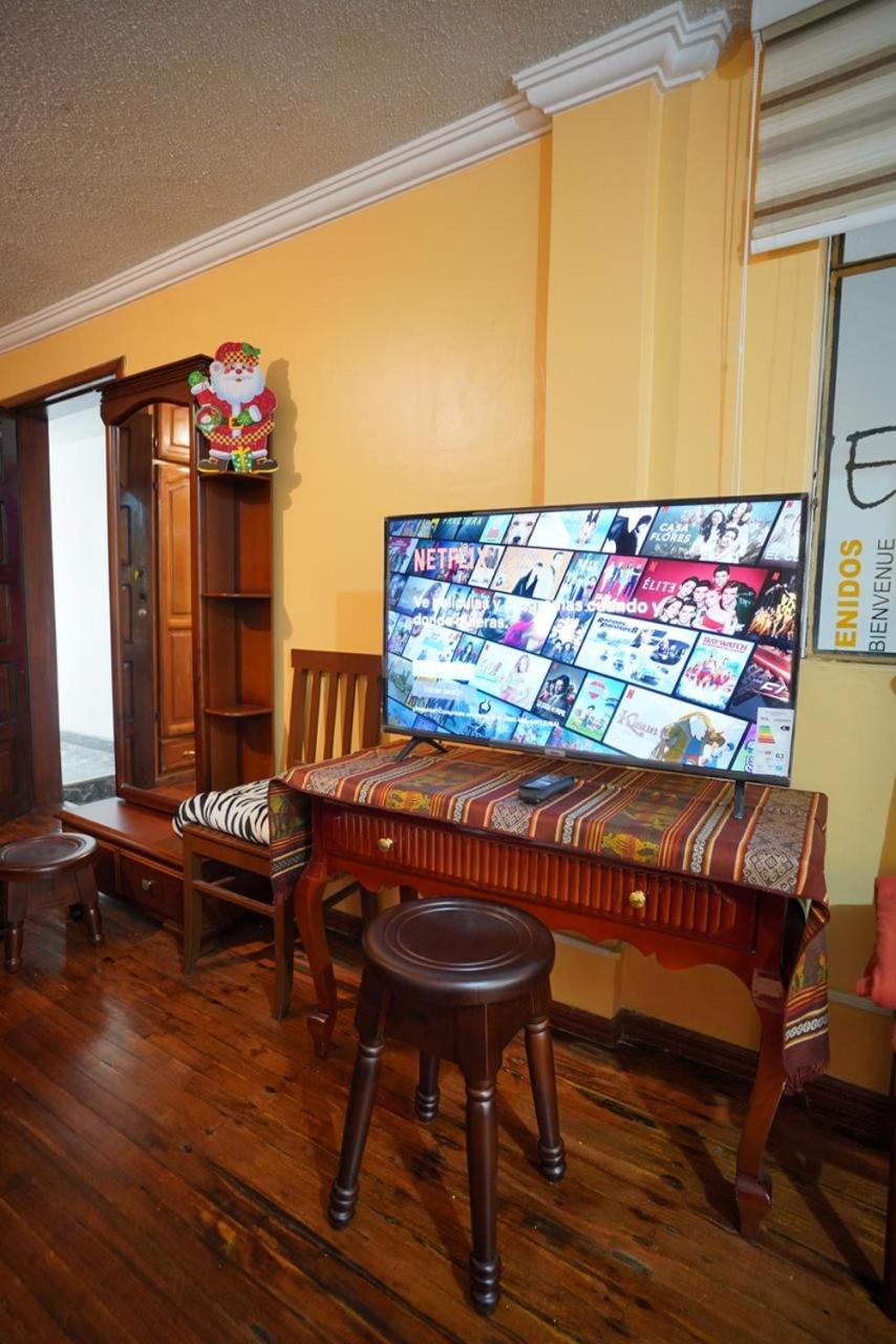 Standard Family Room with Shared Bathroom photo 3