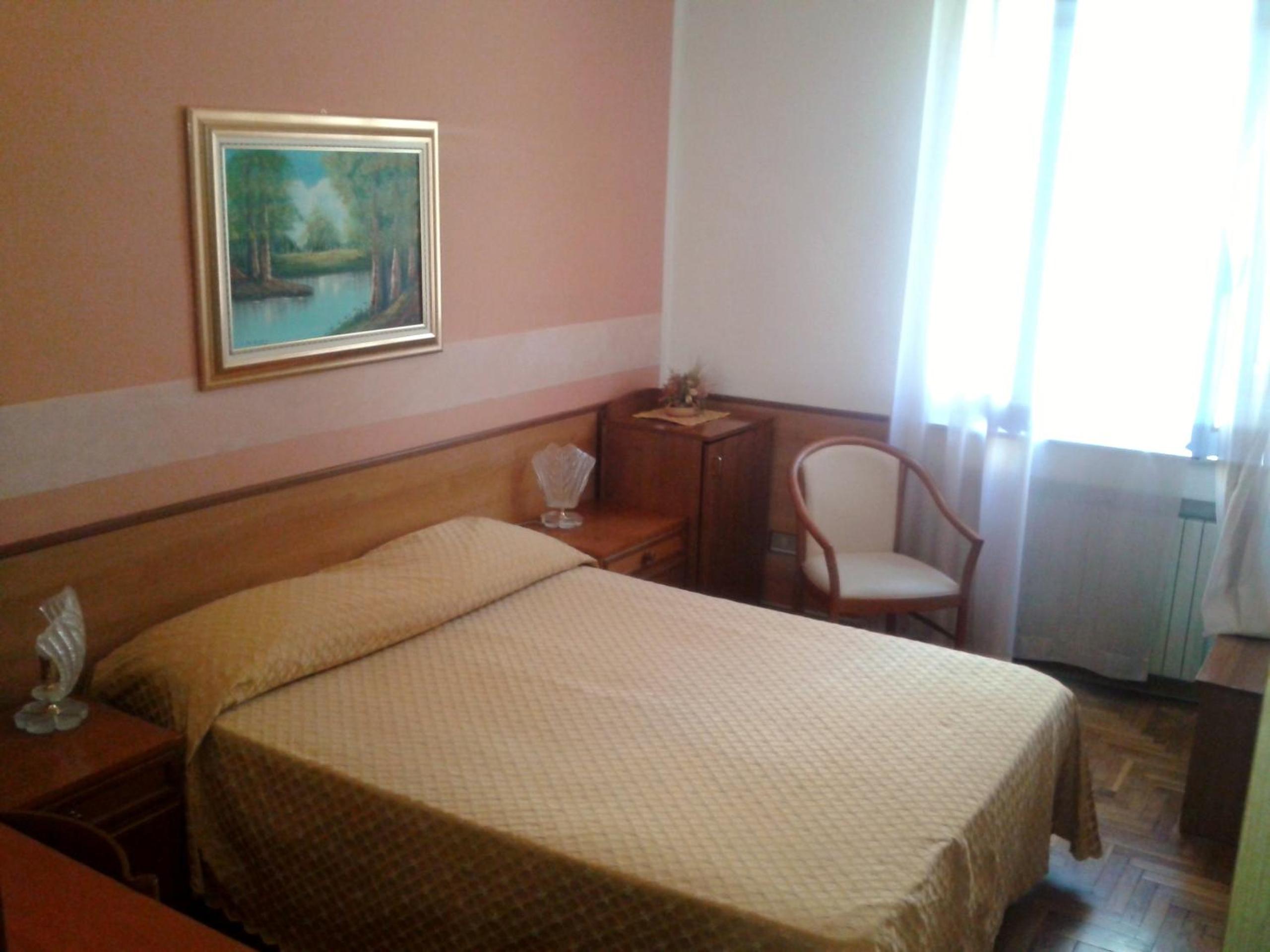 Comfort Single Room