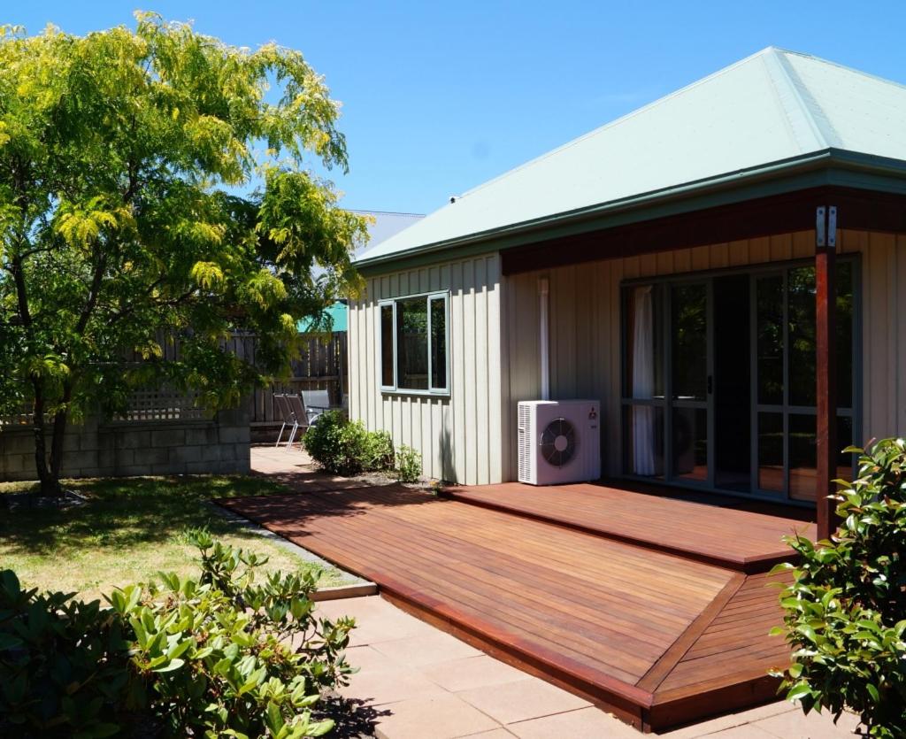 Three-Bedroom Vacation Home  photo 3