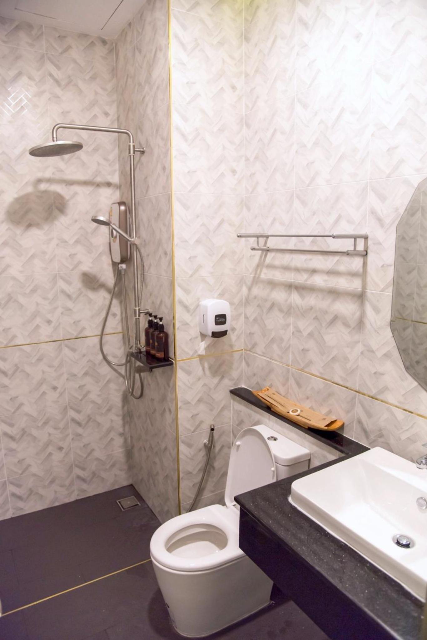 Standard Triple Room - Photo 2