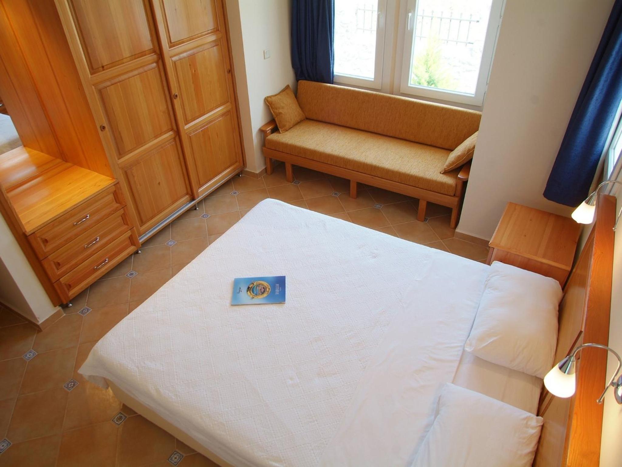 Deluxe Two-Bedroom Apartment photo 1