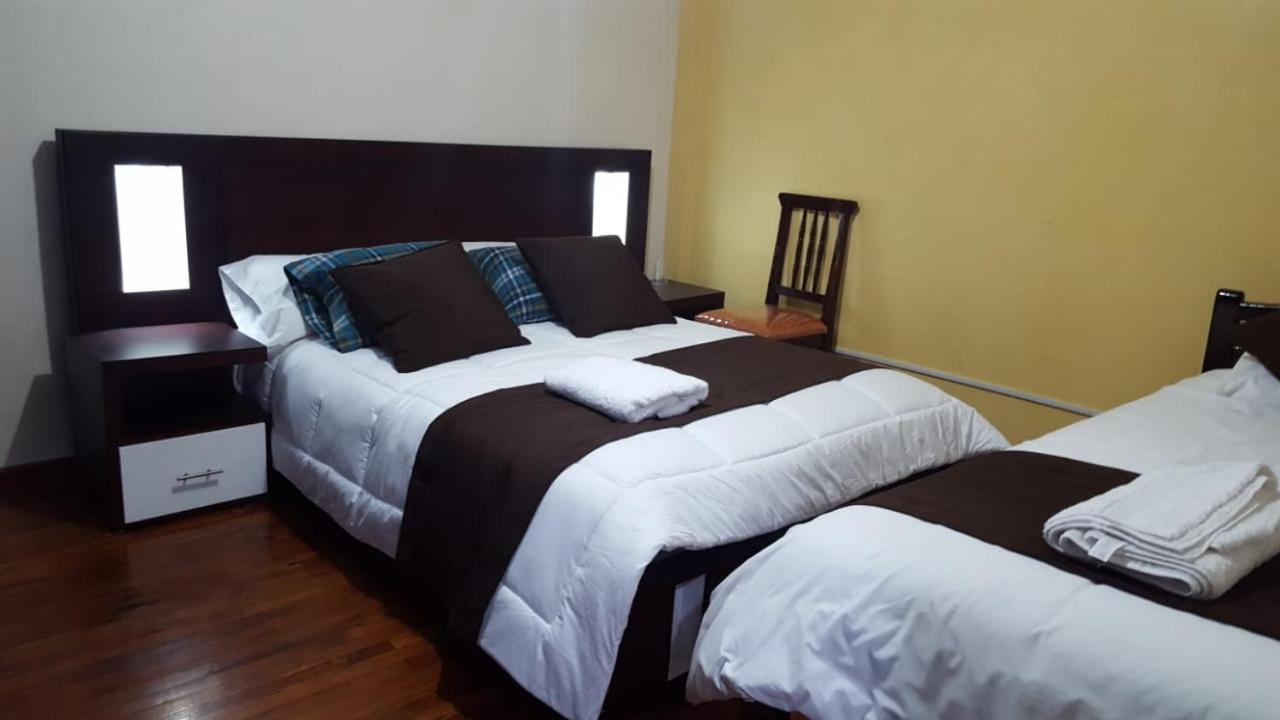 Twin Room with Shared Bathroom photo 3