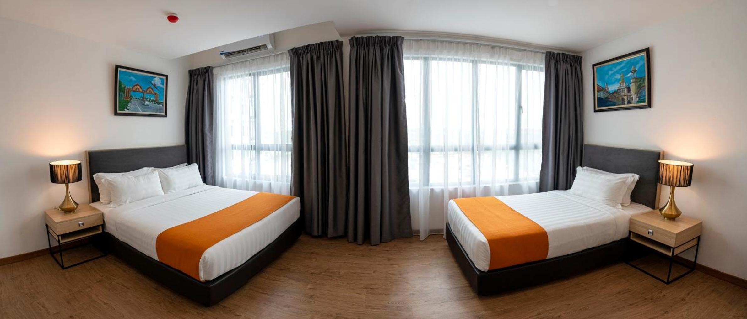 Deluxe Triple Room