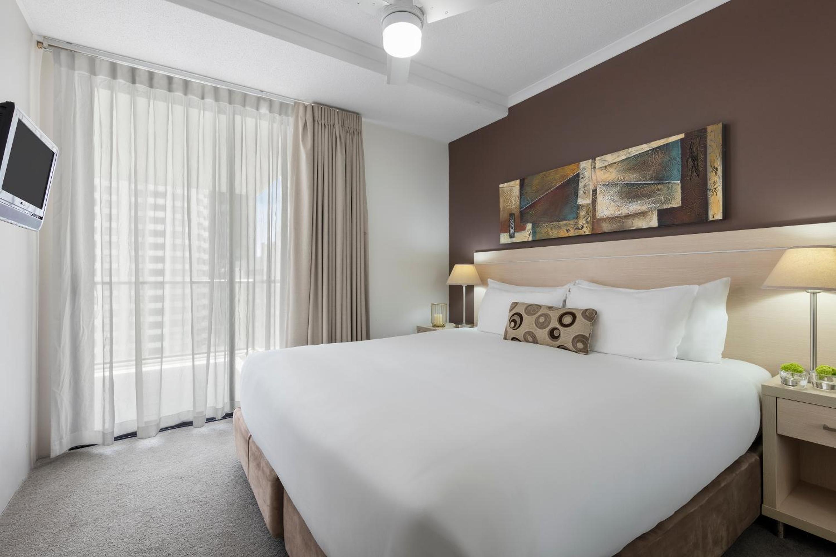 One-Bedroom Apartment - No Housekeeping