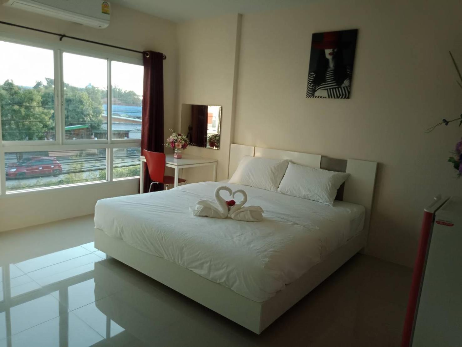 Budget Triple Room - Photo 10