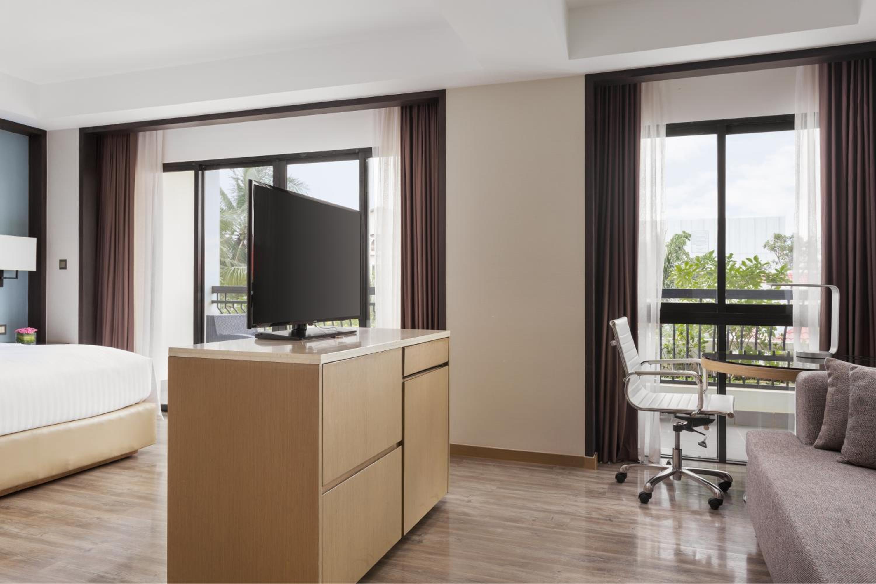 Executive room, Guest room, 1 King, Balcony photo 1