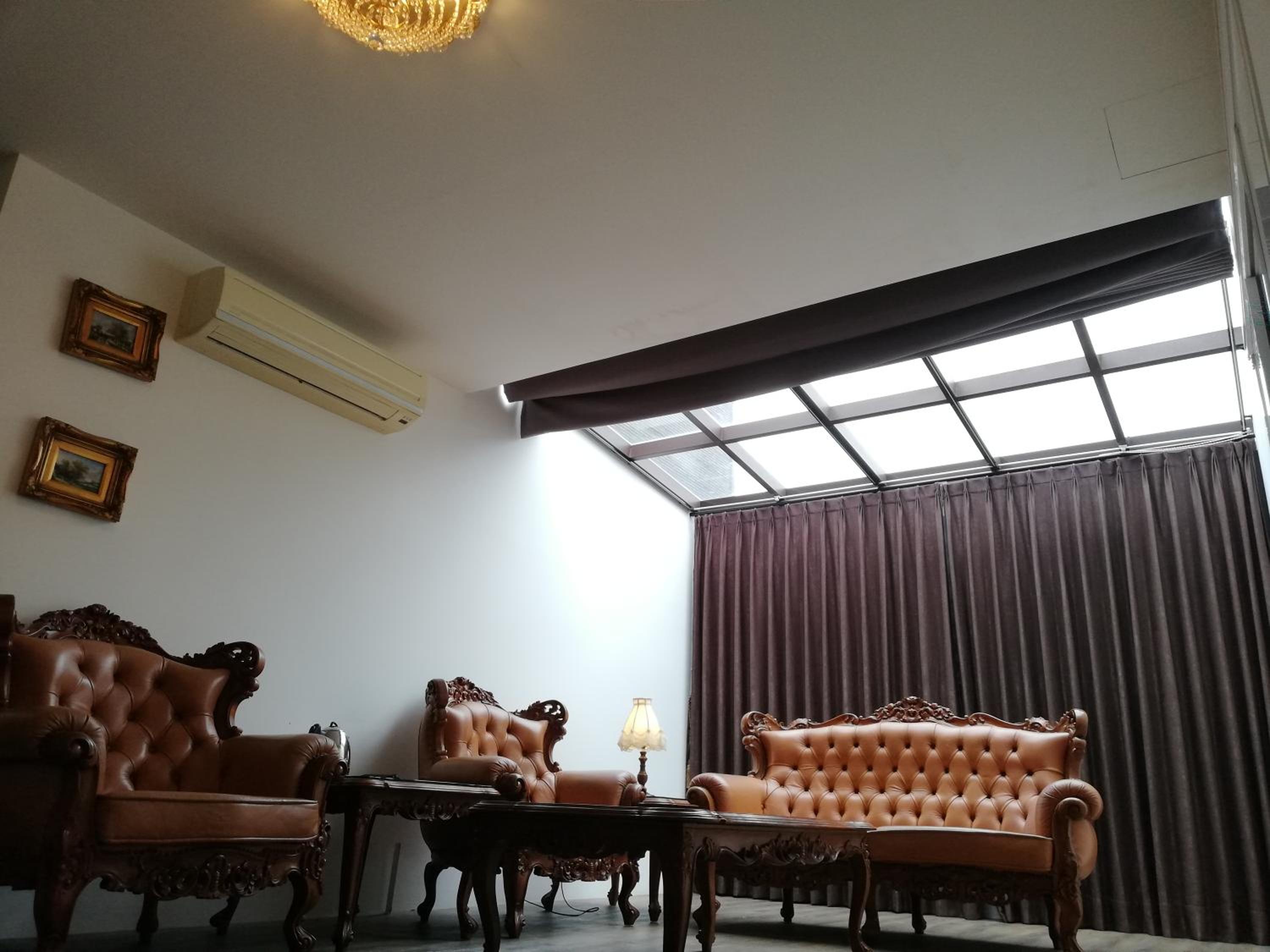 Deluxe King Room photo 1