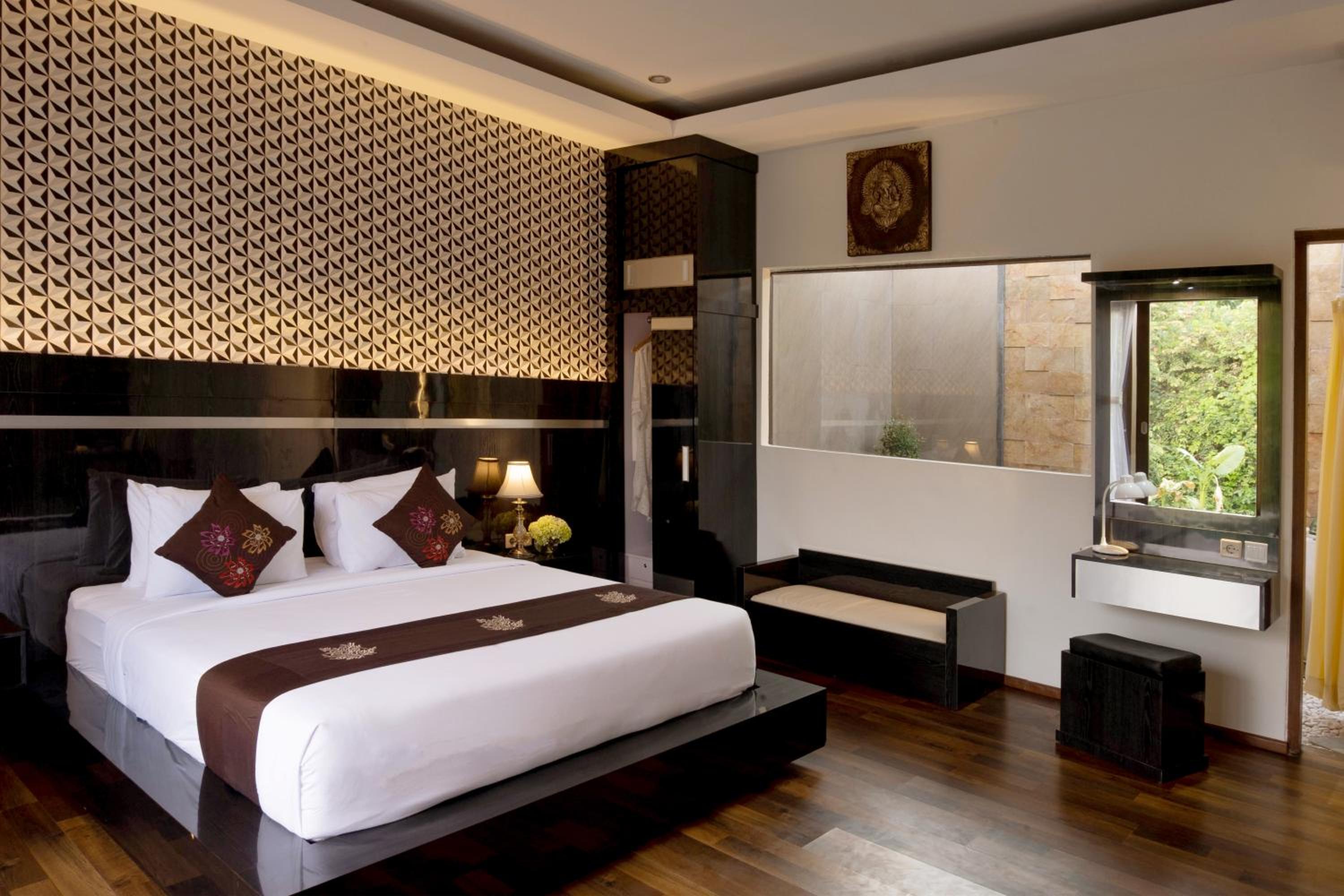 Two Bedroom Pool Villa  with Daily Afternoon Tea  - Photo 11