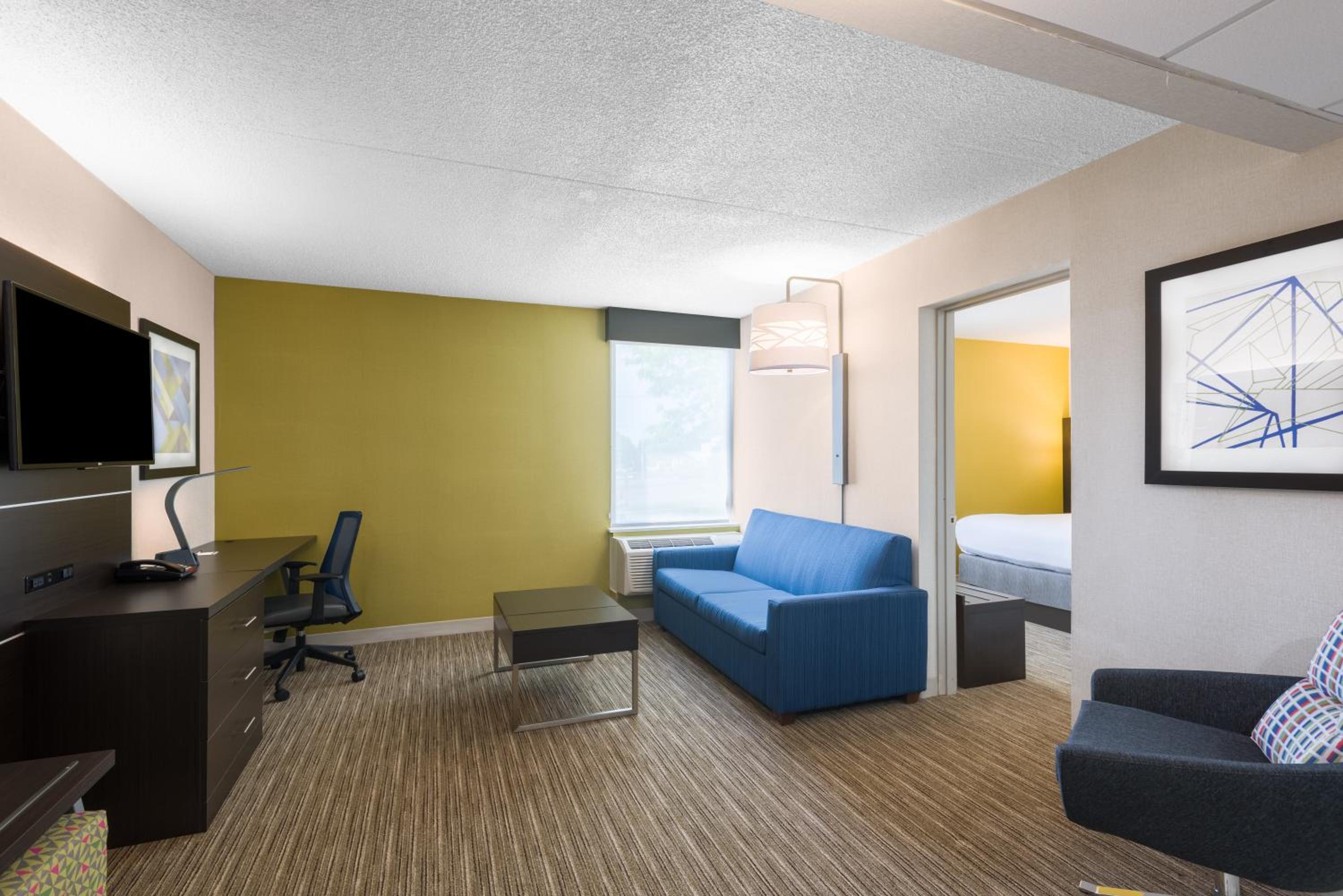 One-Bedroom King Suite - Photo 1