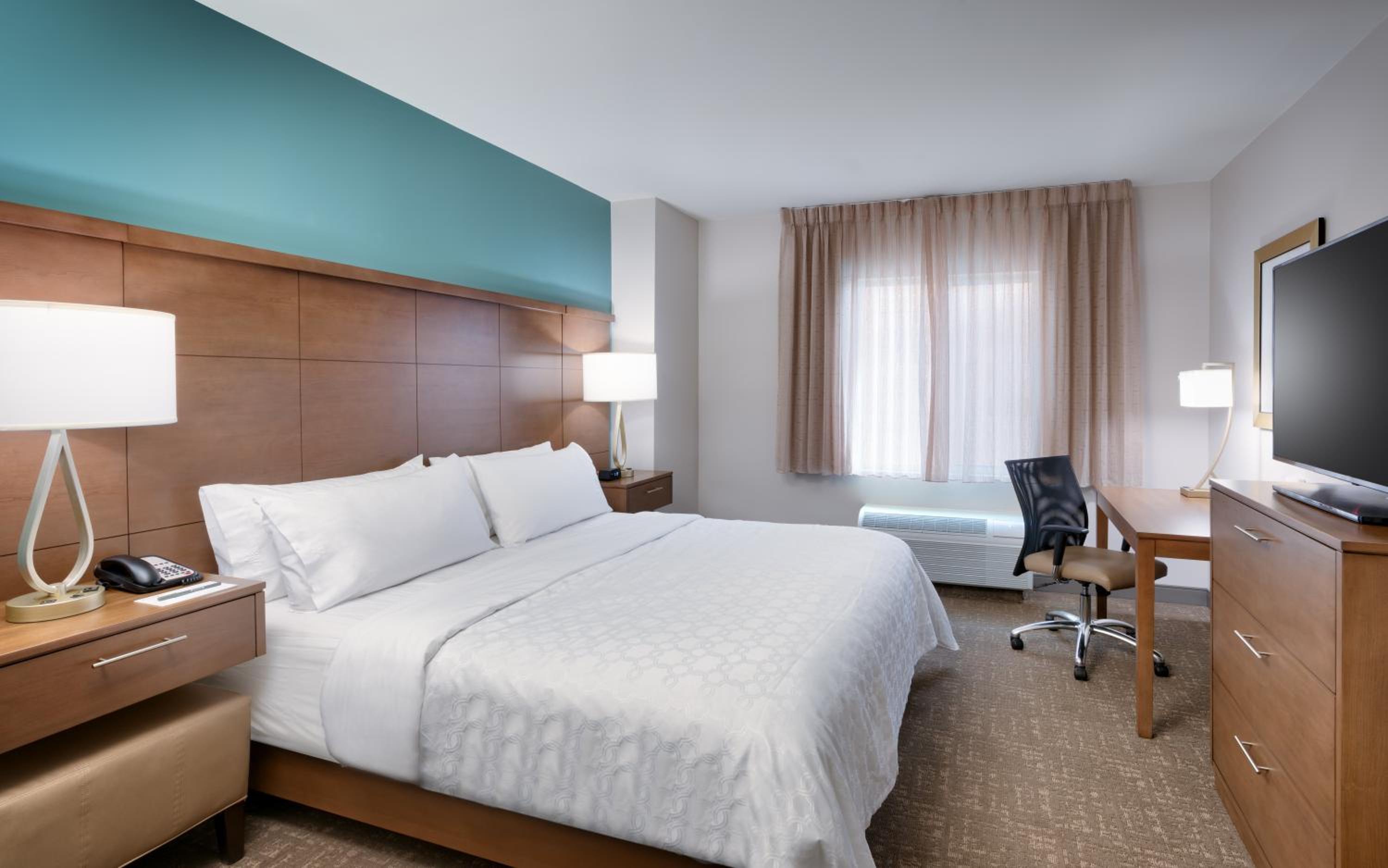 Two-Bedroom Suite with Two Bathrooms and Mobility Accessible Tub - Non-Smoking photo 1