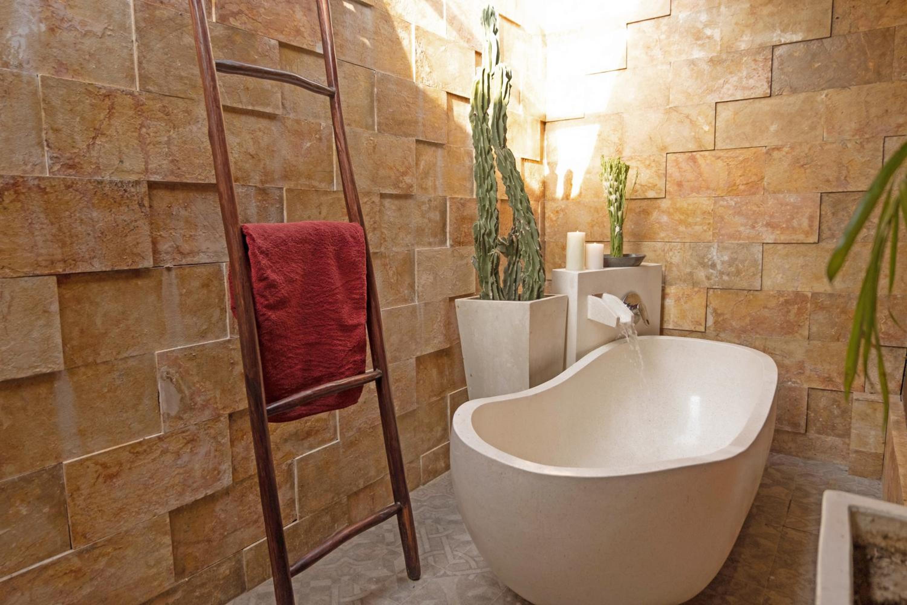 Joglo One-Bedroom Villa with Private Pool with Daily Afternoon Tea  - Photo 12