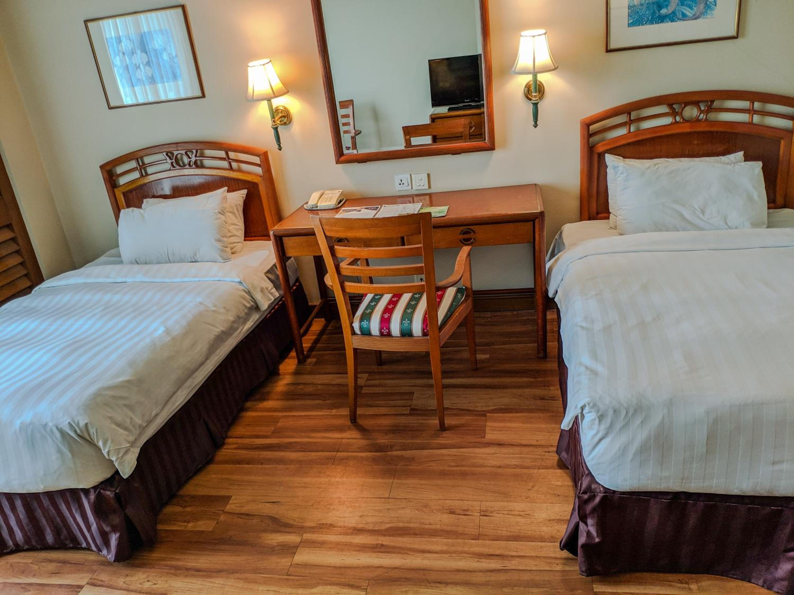 Superior Double or Twin Room - Photo 16