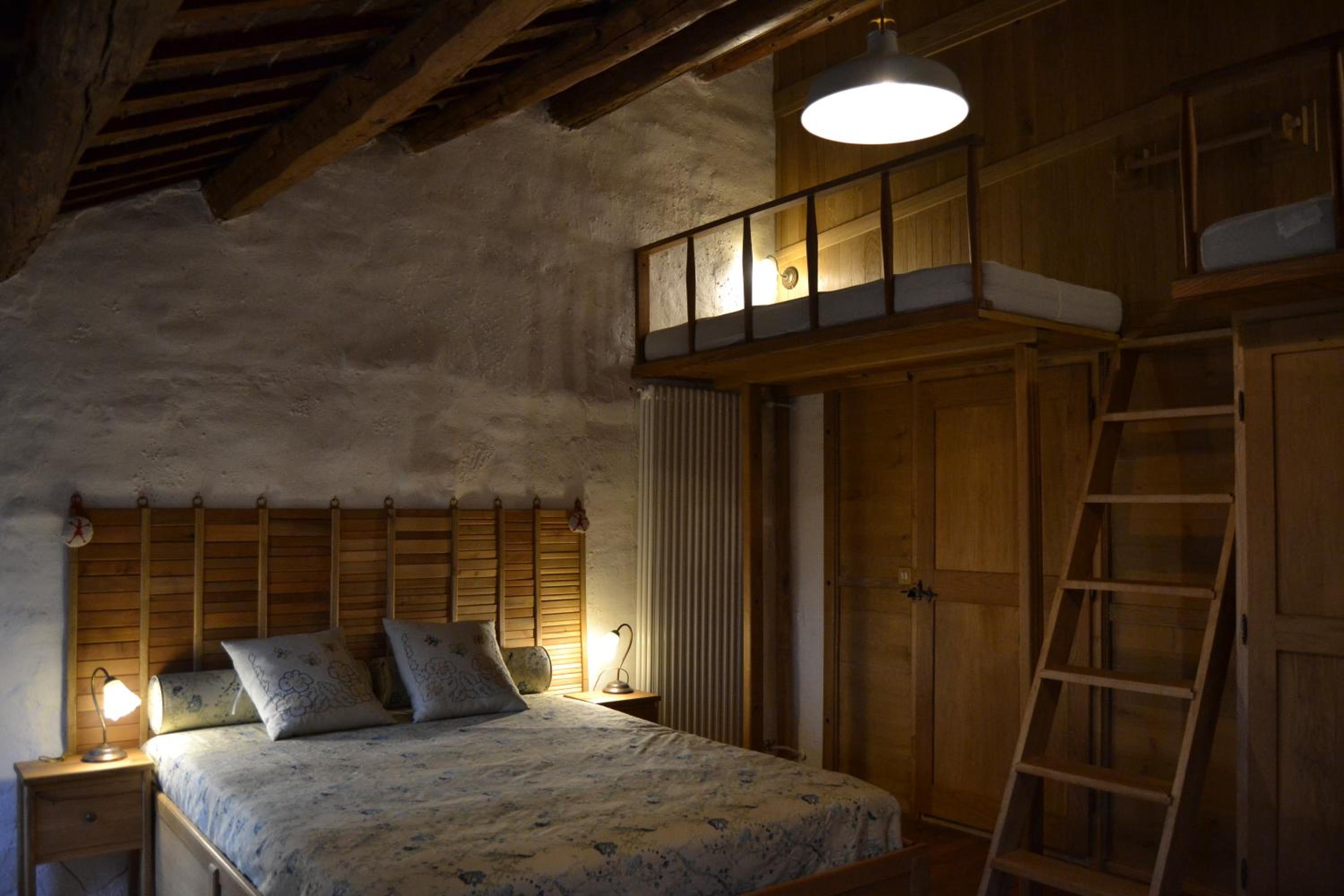 Large Double or Twin Room - Photo 1