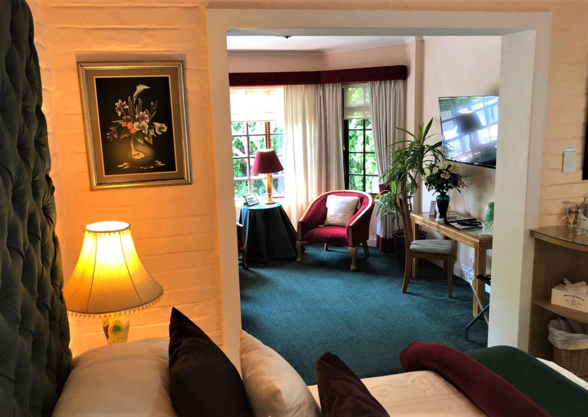 Luxury Suite with Garden View photo 1