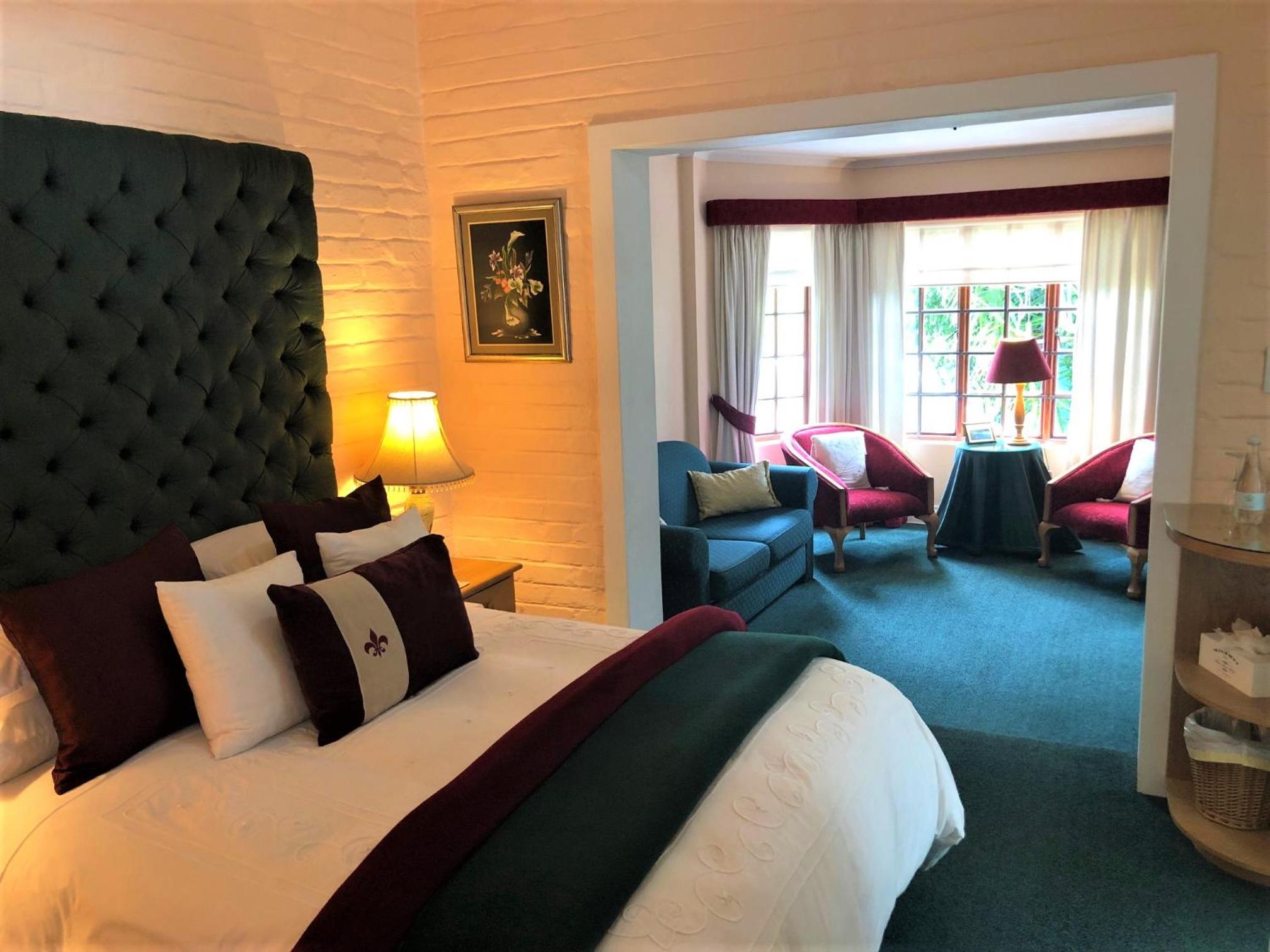 Luxury Suite with Garden View photo 2