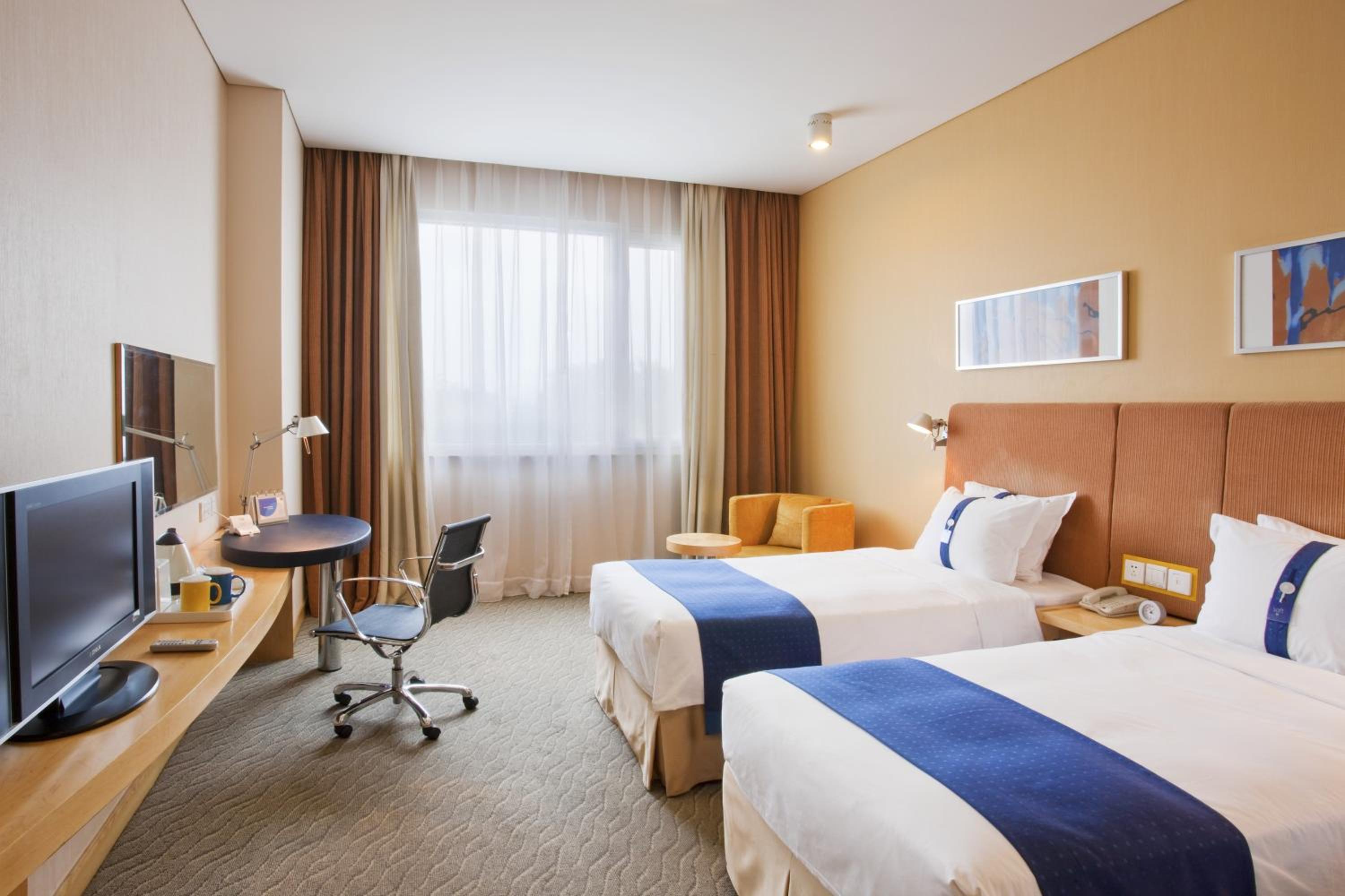 Standard Room with Two Single Beds - Photo 4